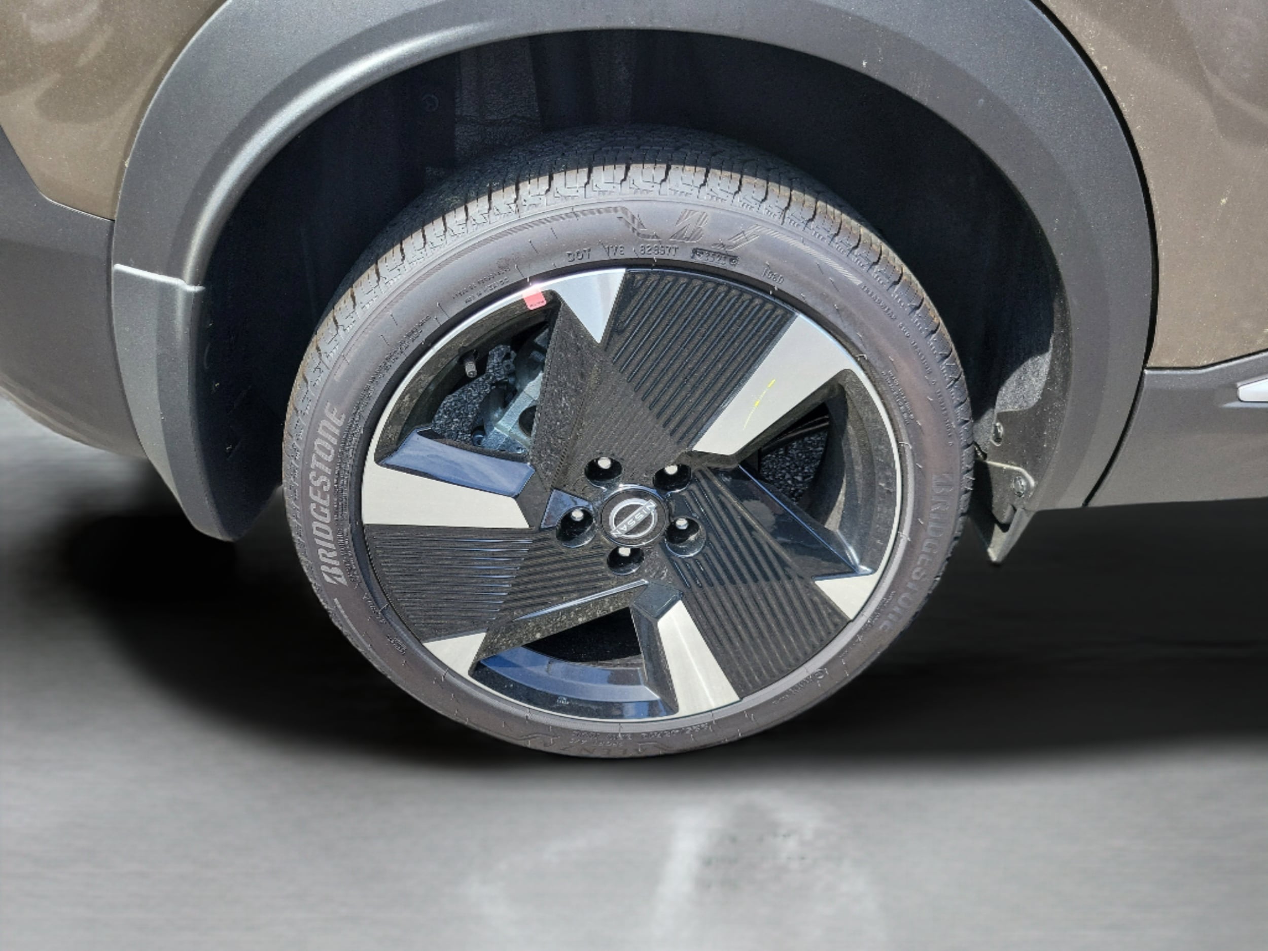 2026 Nissan KICKS SR - Photo 28