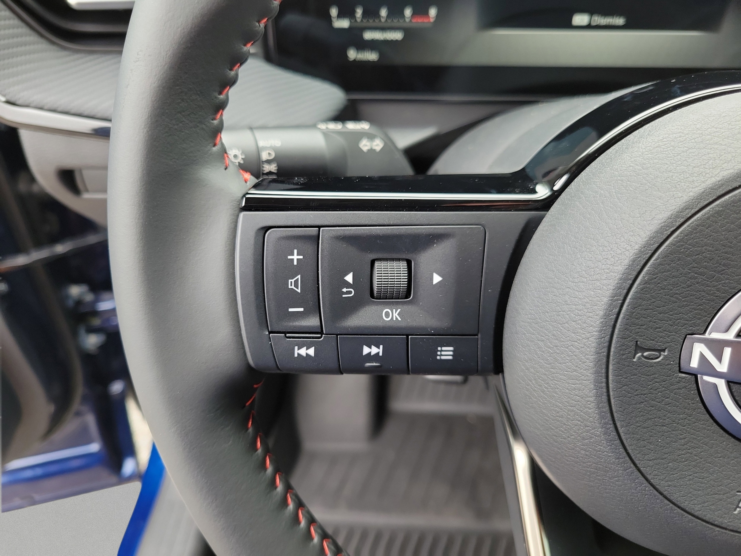 2026 Nissan KICKS SR - Photo 21