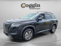 2026 Nissan Pathfinder SL SUV