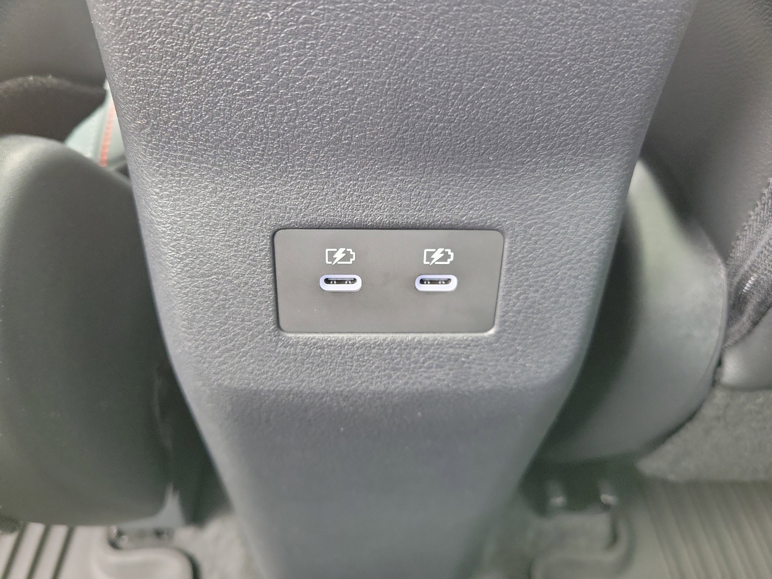 2026 Nissan KICKS SR - Photo 31