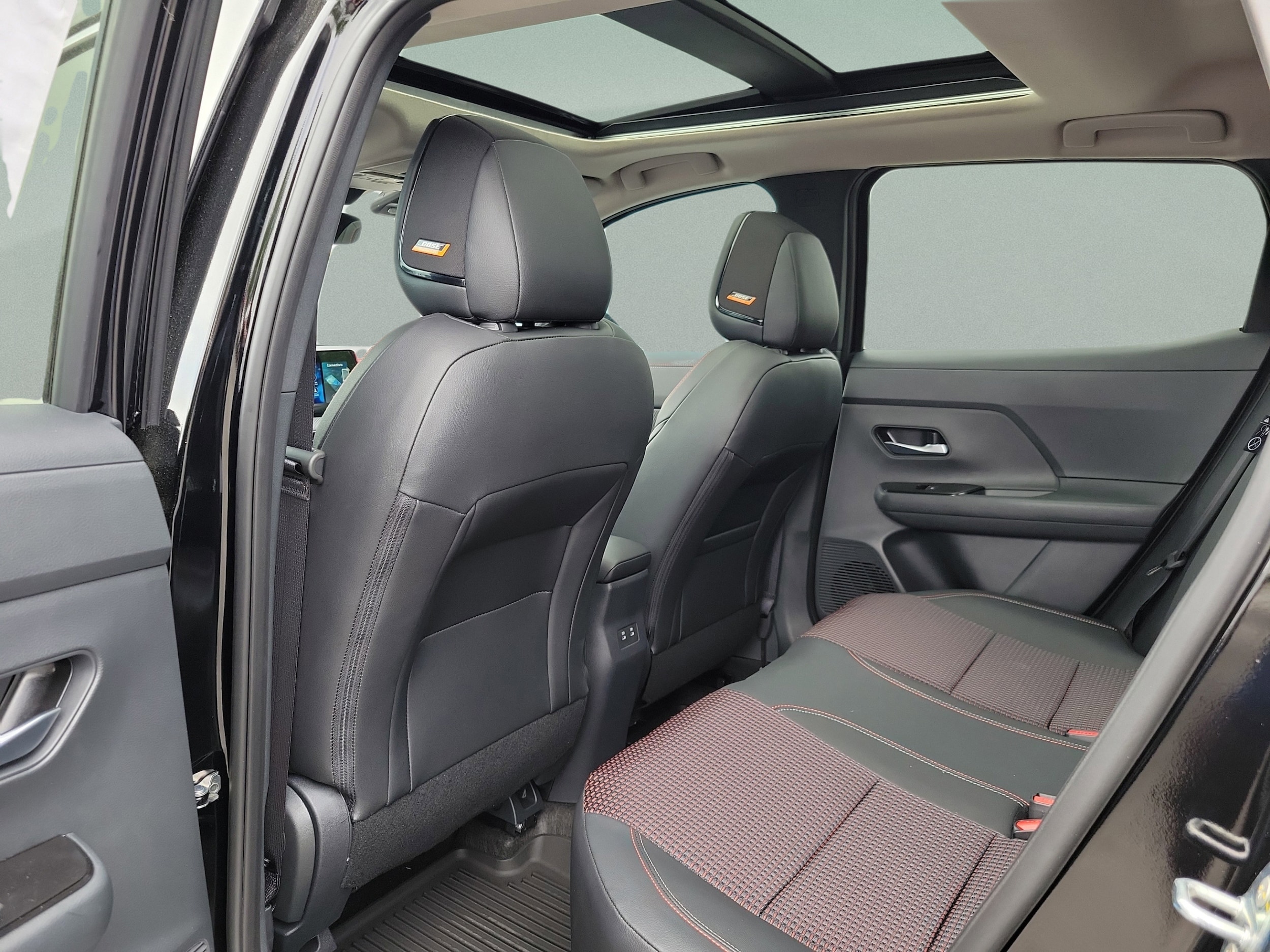 2026 Nissan KICKS SR - Photo 33