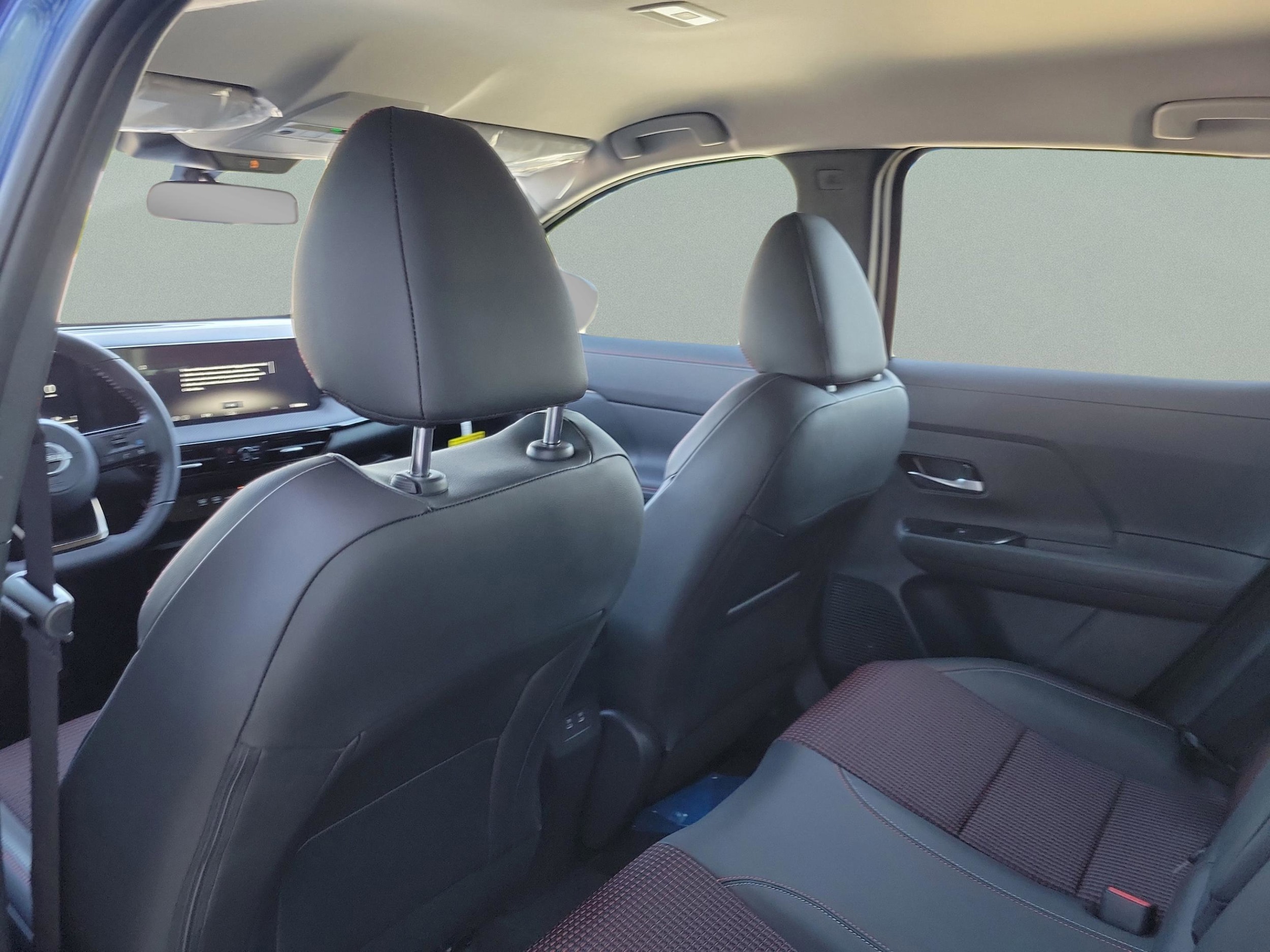 2026 Nissan KICKS SR - Photo 13