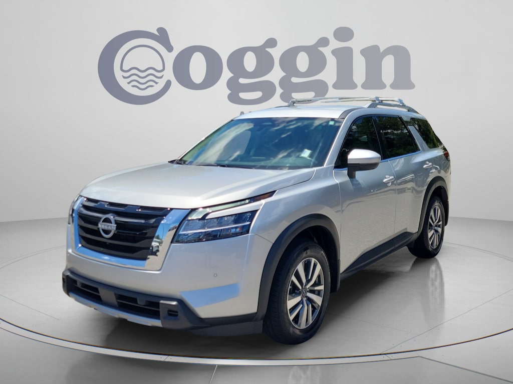 Certified 2024 Nissan Pathfinder SL SUV