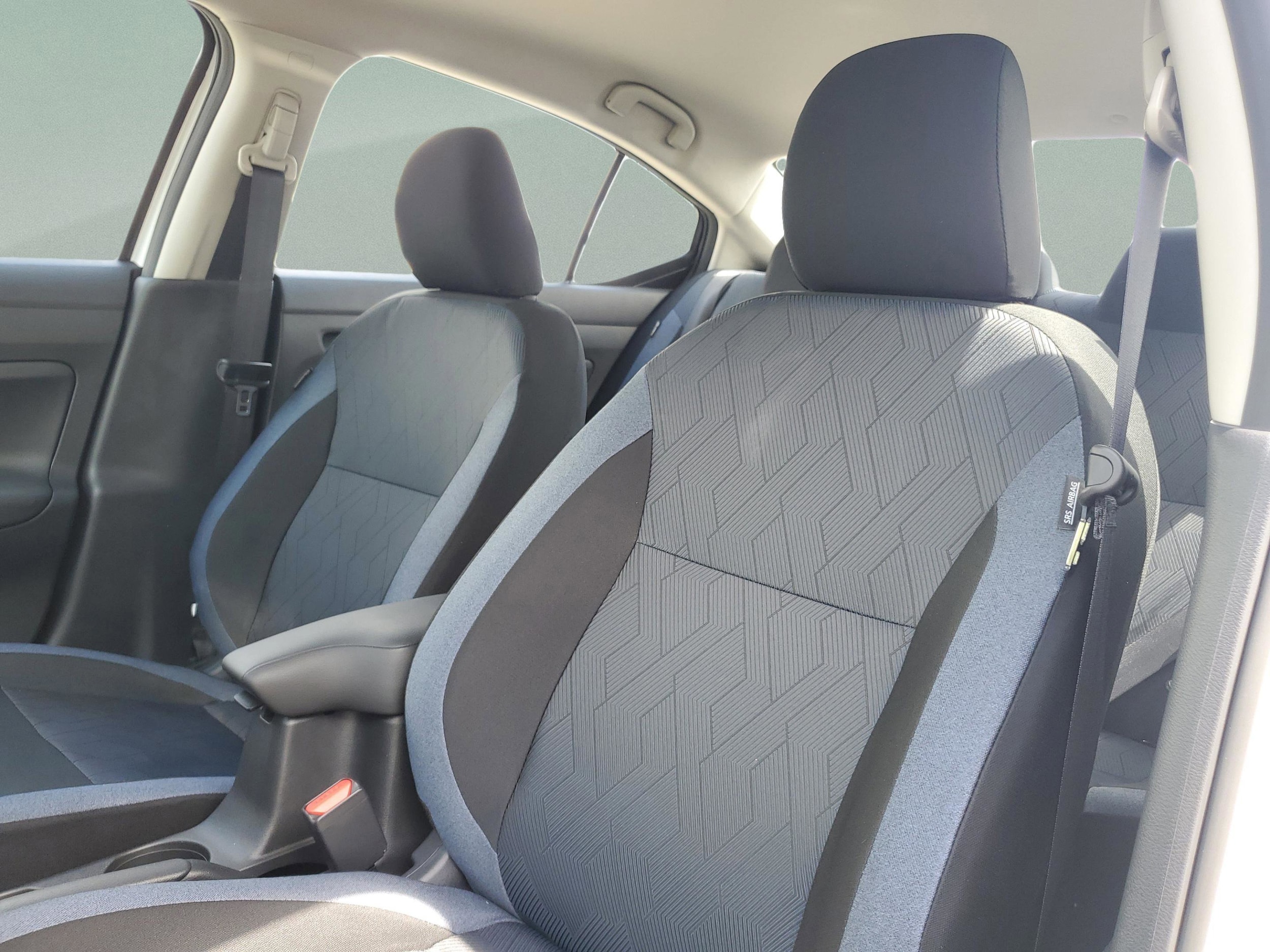 2025 Nissan Versa Sedan SV - Photo 20