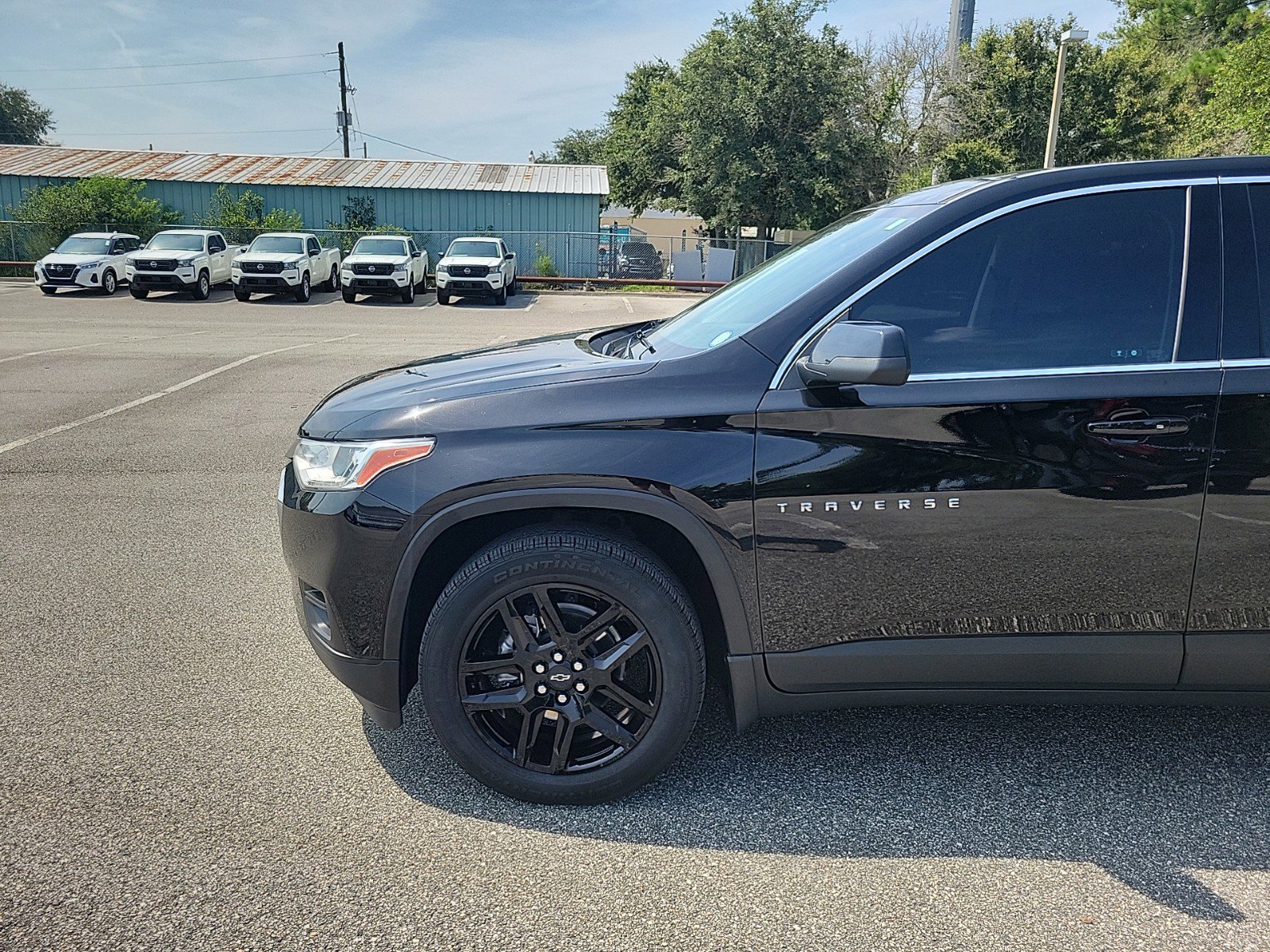 Used 2021 Chevrolet Traverse LS with VIN 1GNERFKW8MJ247287 for sale in Jacksonville, FL