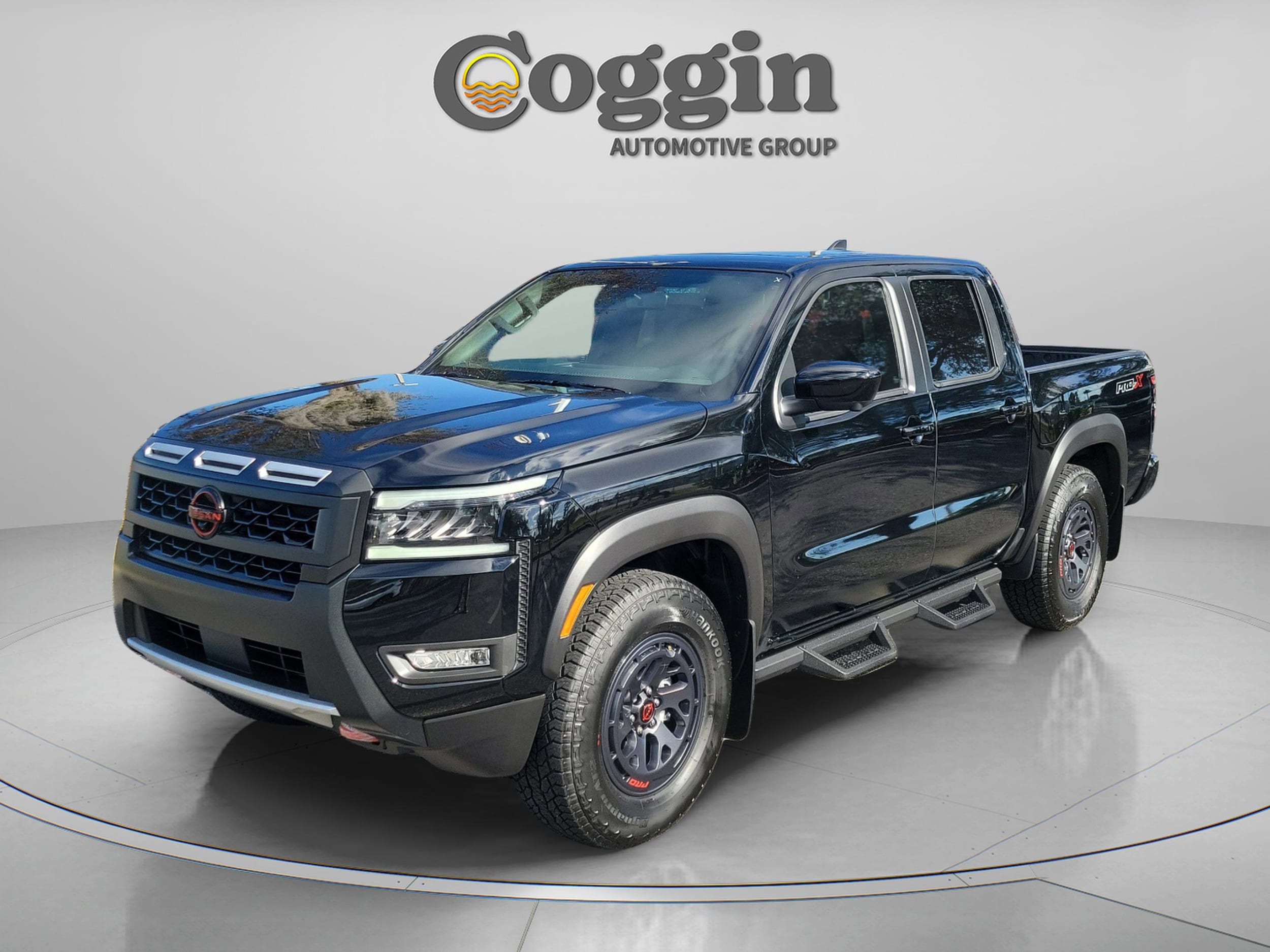 2026 Nissan Frontier PRO-X's photo