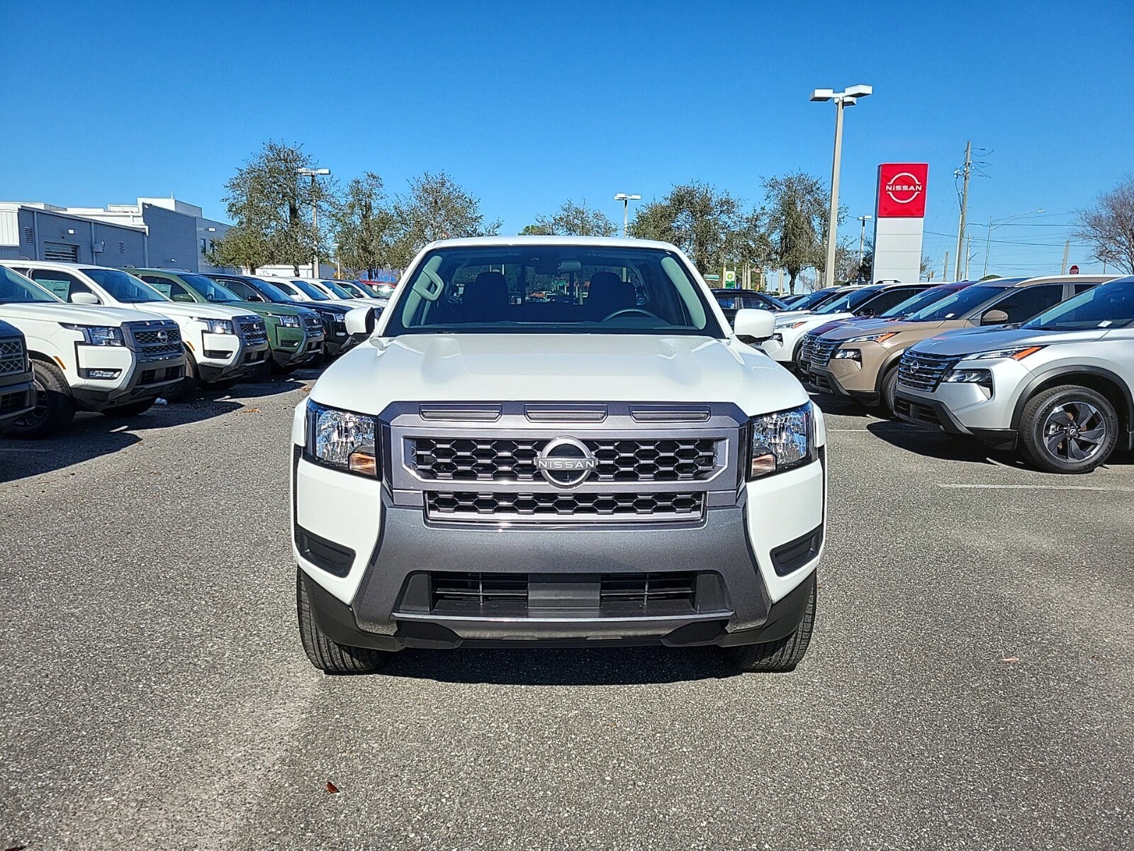 2025 Nissan Frontier SV photo 2