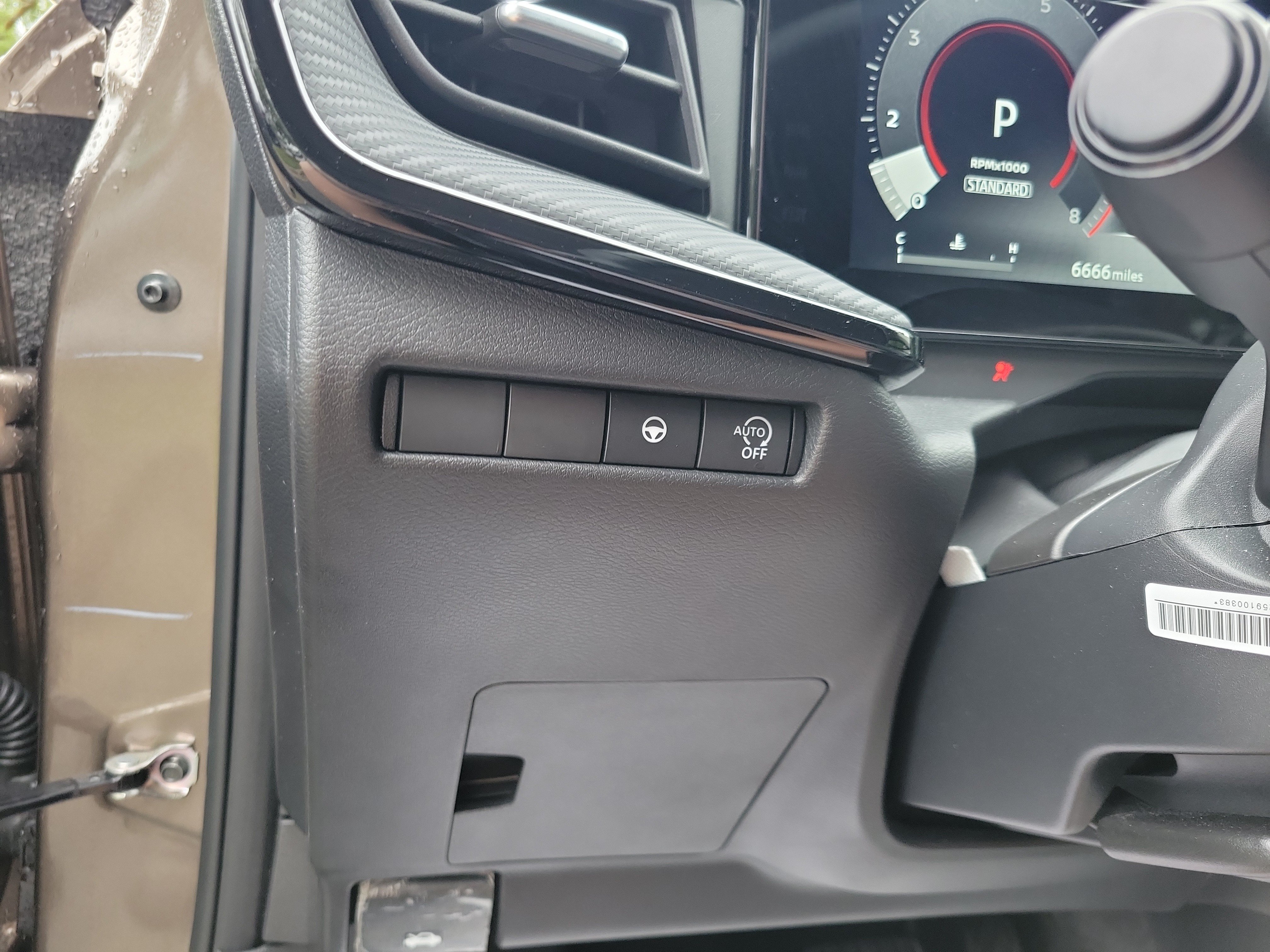 2026 Nissan KICKS SR - Photo 21