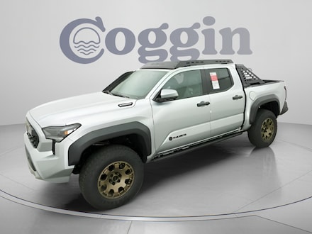 2026 Toyota Tacoma i-FORCE MAX Trailhunter Truck Double Cab