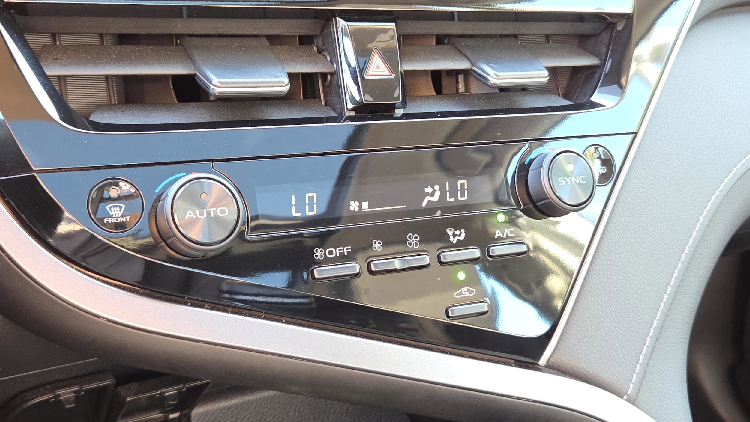 2023 Toyota Camry XSE - Photo 24