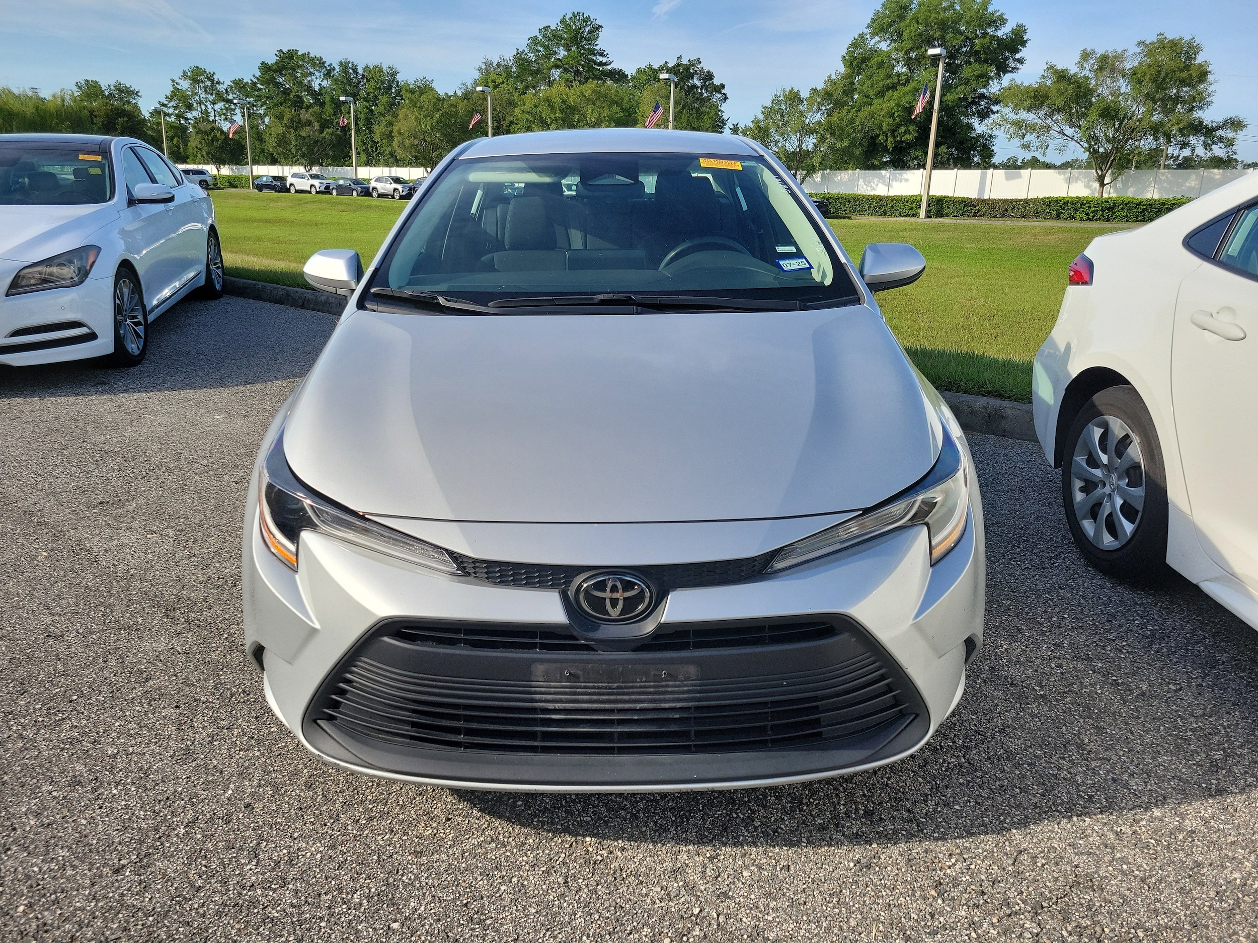 Used 2023 Toyota Corolla LE with VIN 5YFB4MDE8PP065673 for sale in Northfield, Minnesota