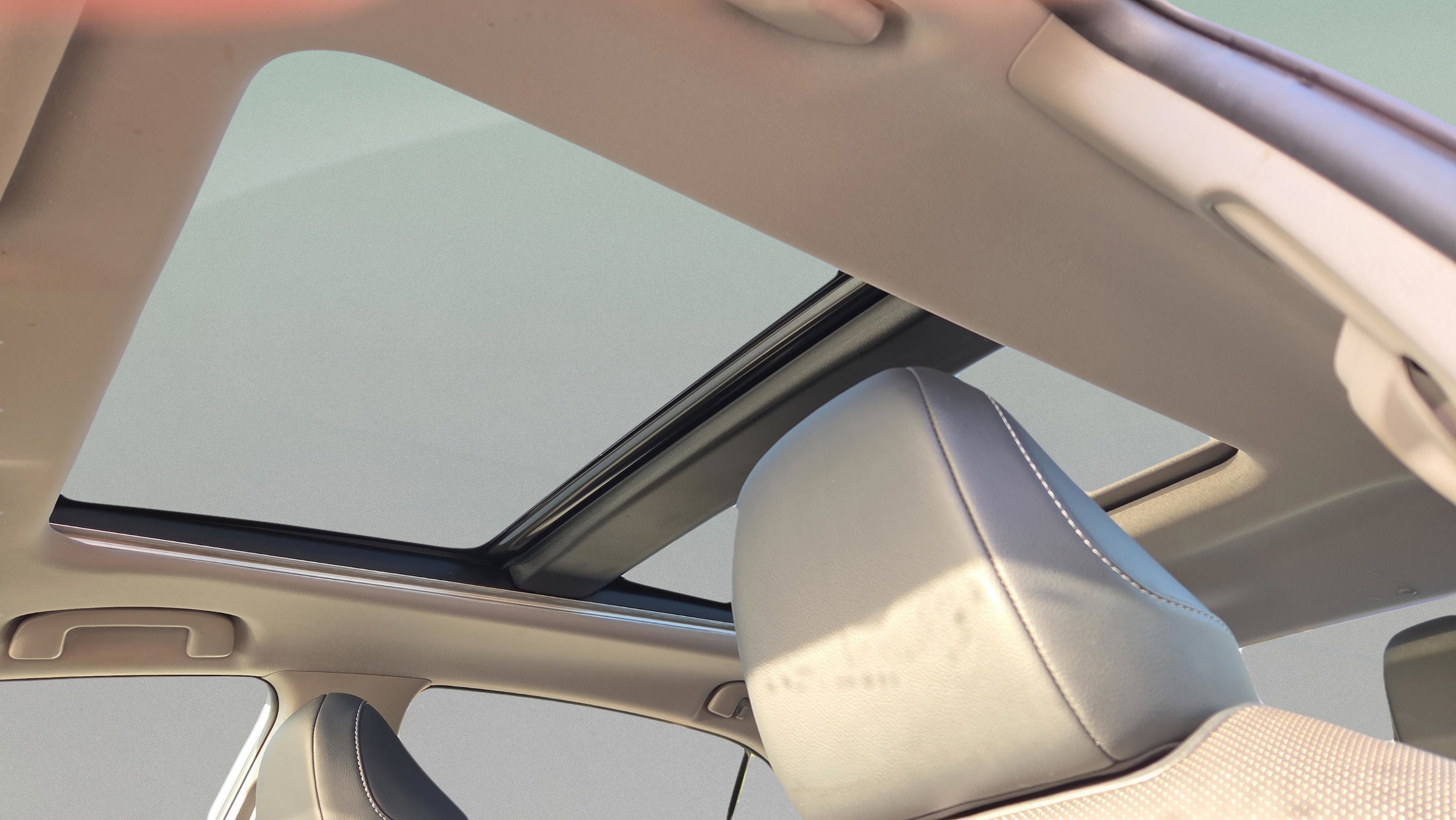 2023 Toyota Camry XSE - Photo 19