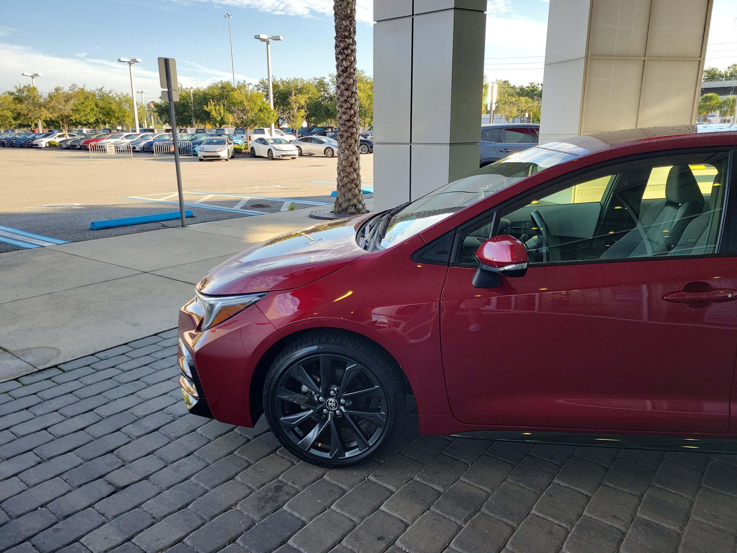 2025 Toyota Corolla Hybrid SE photo 2