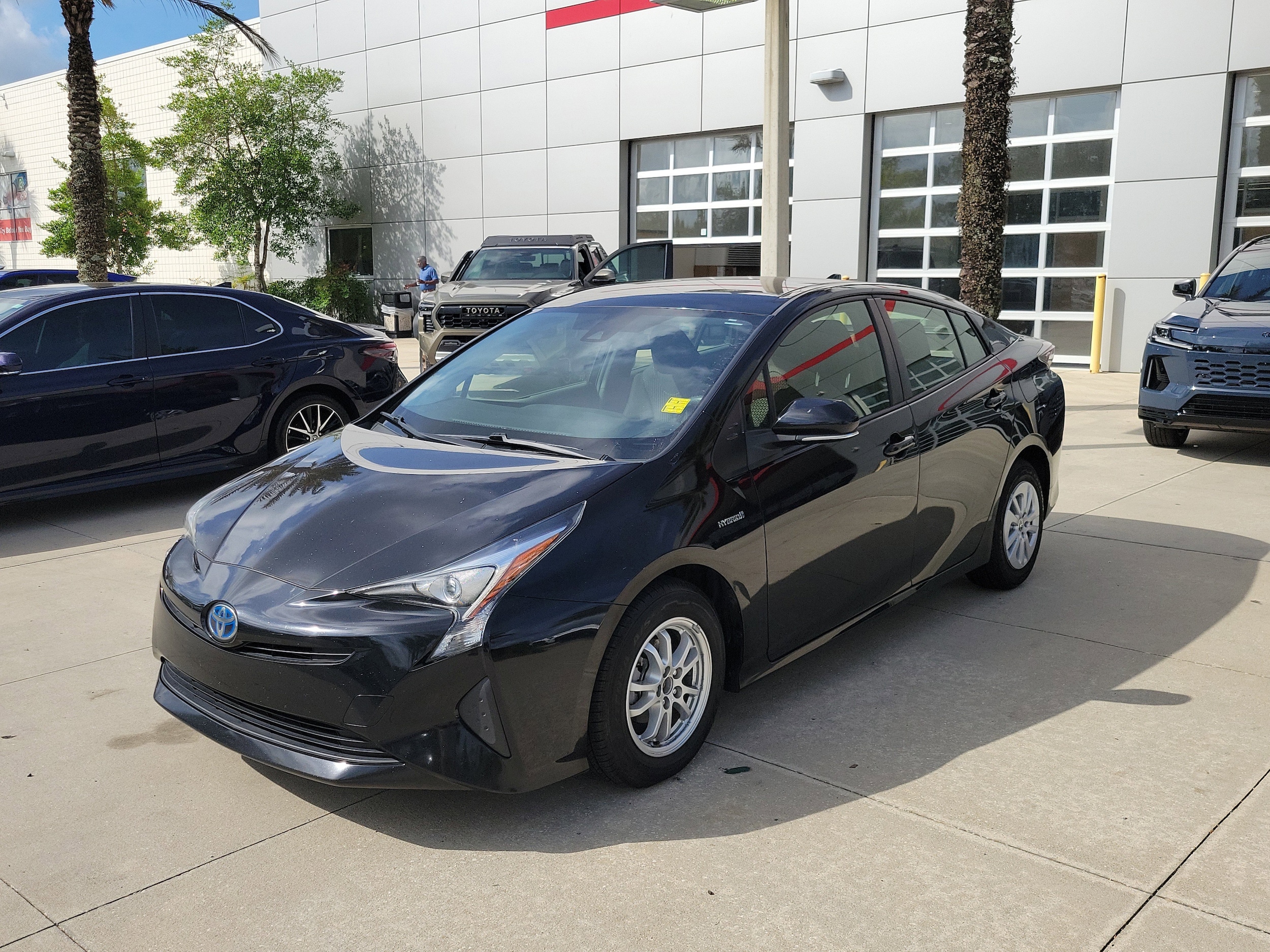 2017 Toyota Prius One's photo