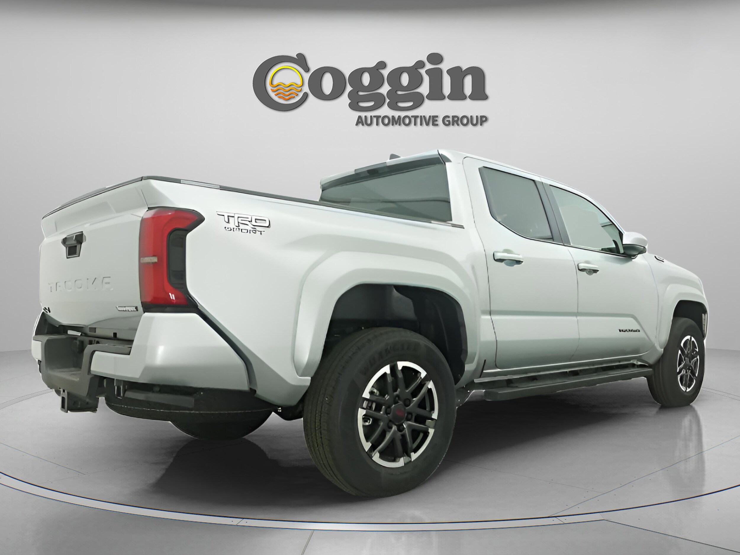 2025 Toyota Tacoma TRD Sport - Photo 20