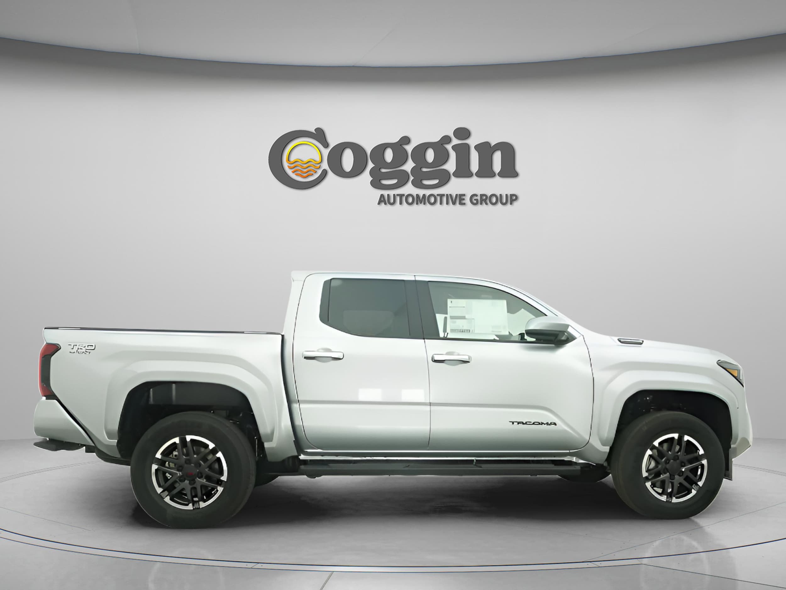 2025 Toyota Tacoma TRD Sport - Photo 24