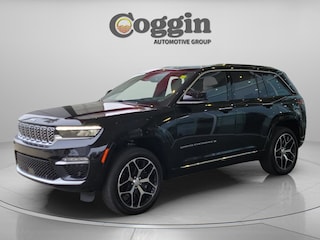 2022 Jeep Grand Cherokee Summit SUV