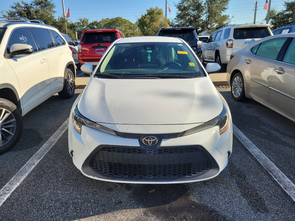 Used 2021 Toyota Corolla LE Sedan