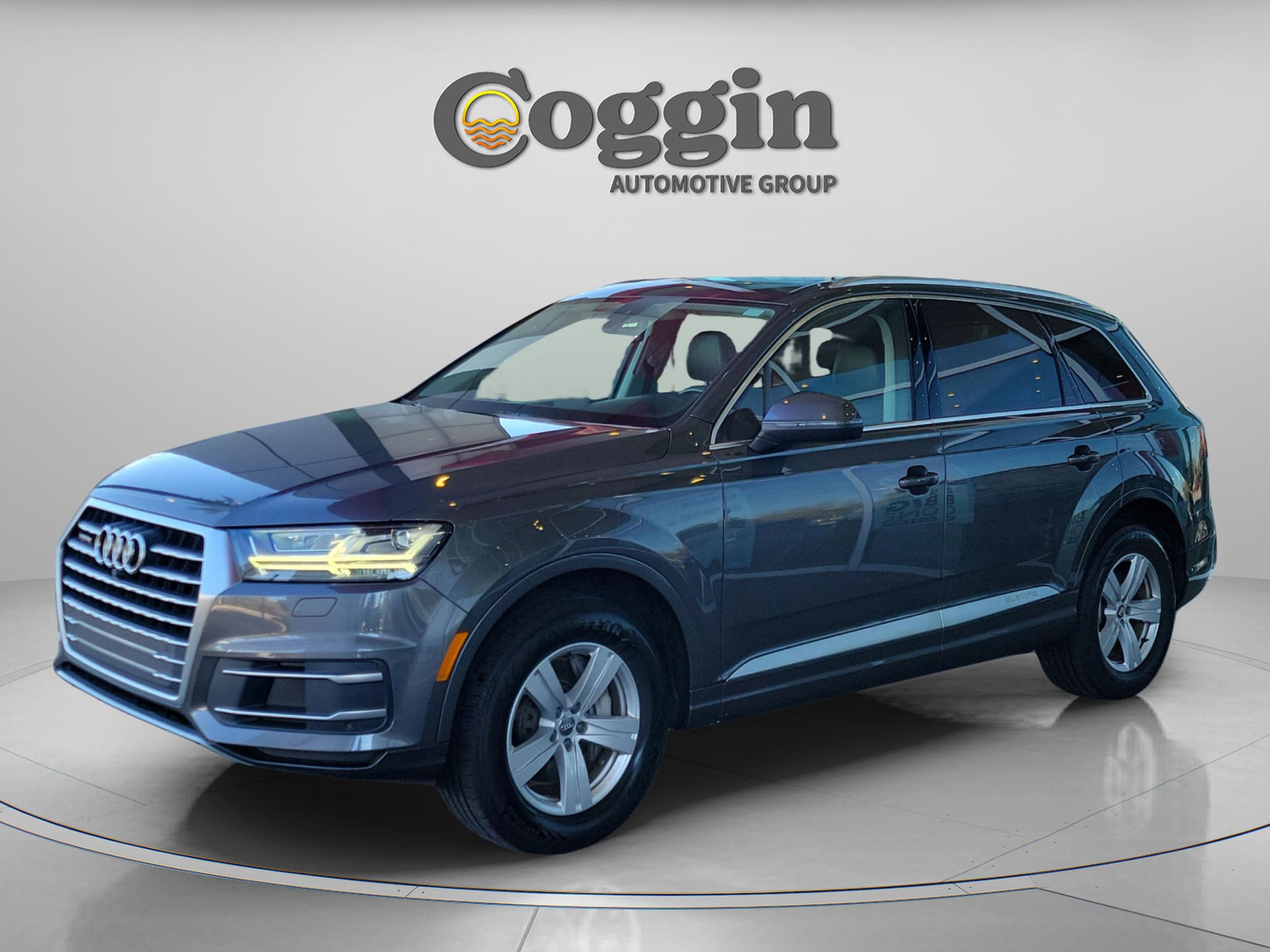 2019 Audi Q7 Premium Plus's photo