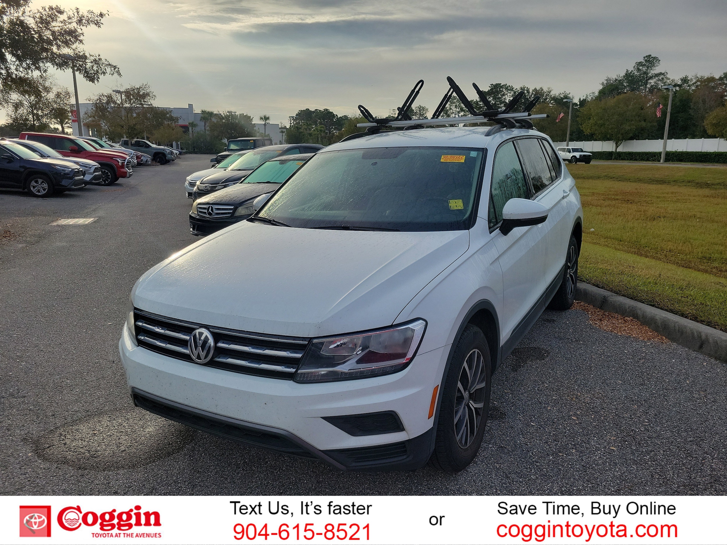 2021 Volkswagen Tiguan S's photo