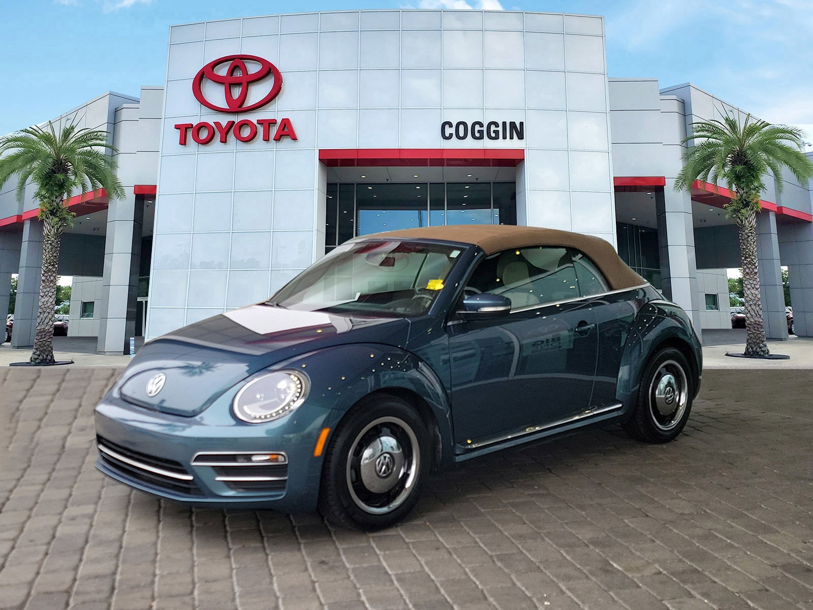 2018 Volkswagen Beetle Coast's photo