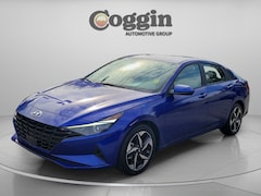 2023 Hyundai Elantra SEL Sedan