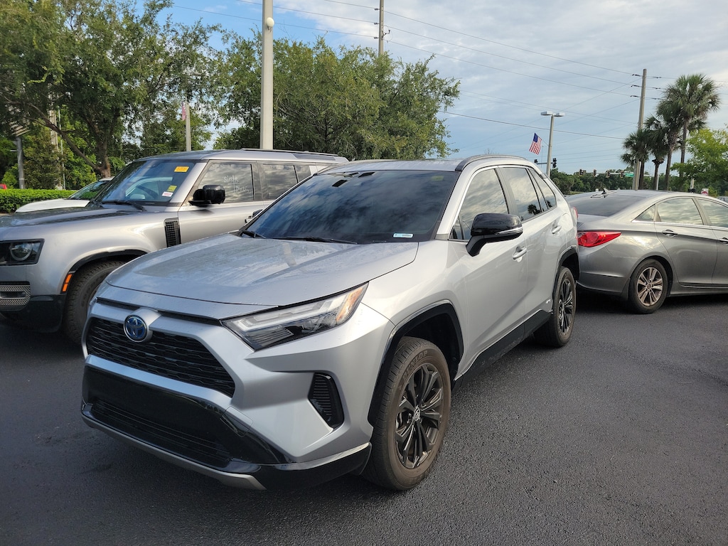 Used 2024 Toyota RAV4 Hybrid SE SUV