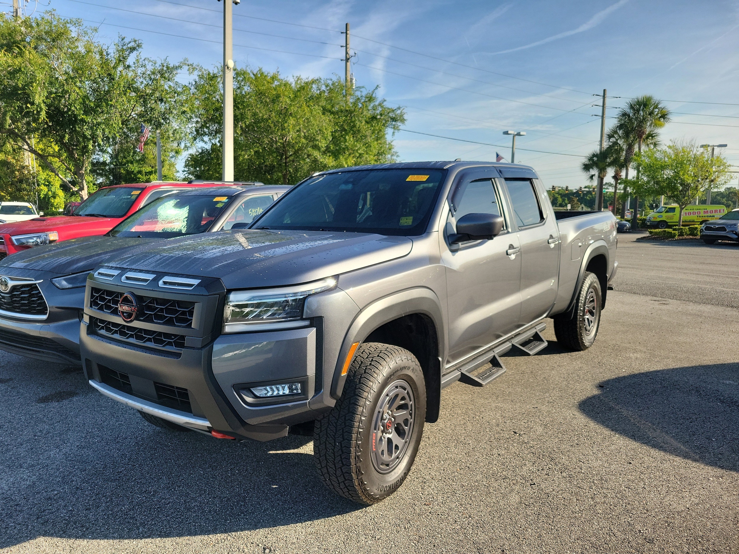 2025 Nissan Frontier PRO-4X Crew Cab 4X4 LWB's photo