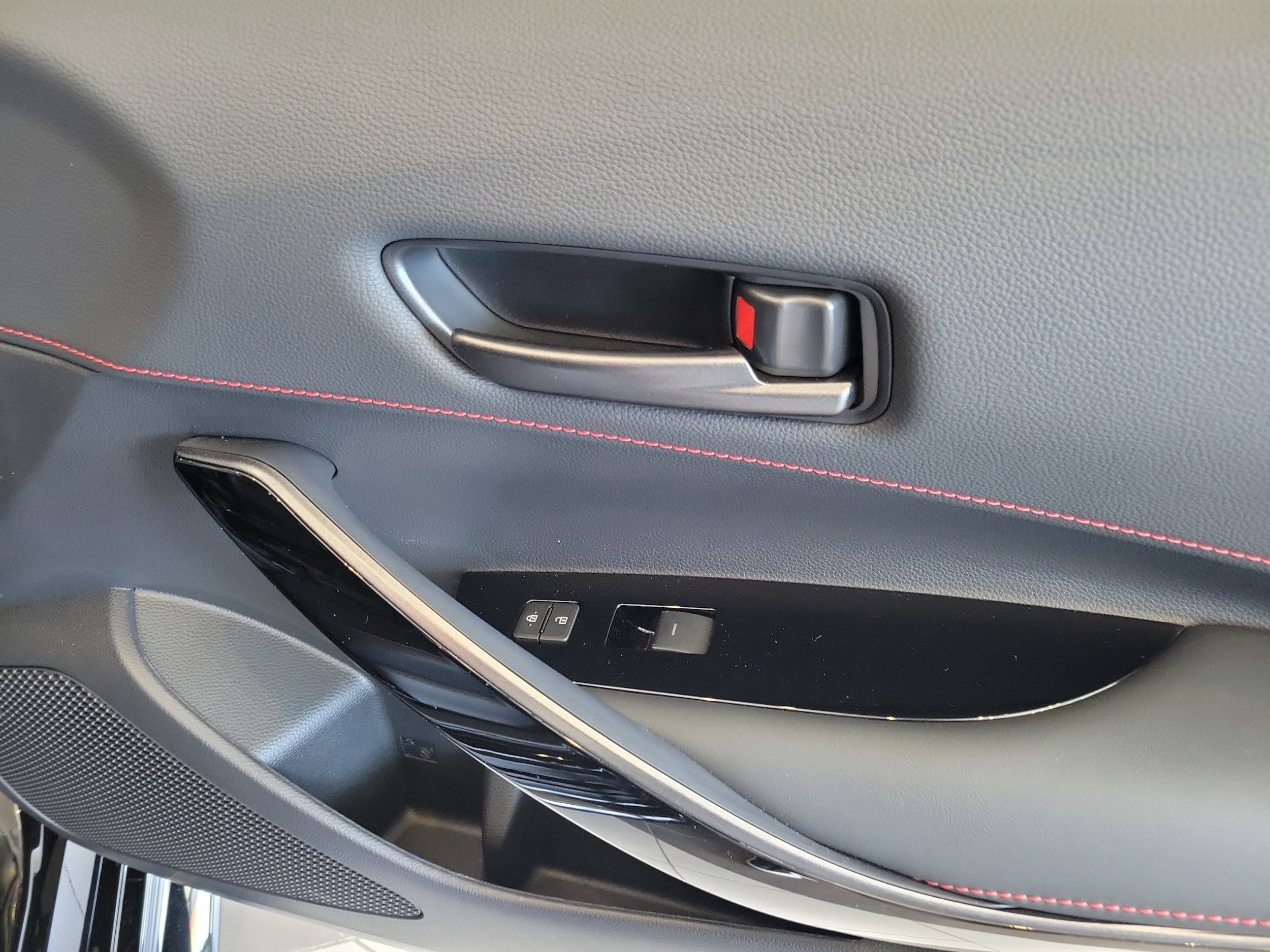 2026 Toyota GR Corolla Premium Plus - Photo 10