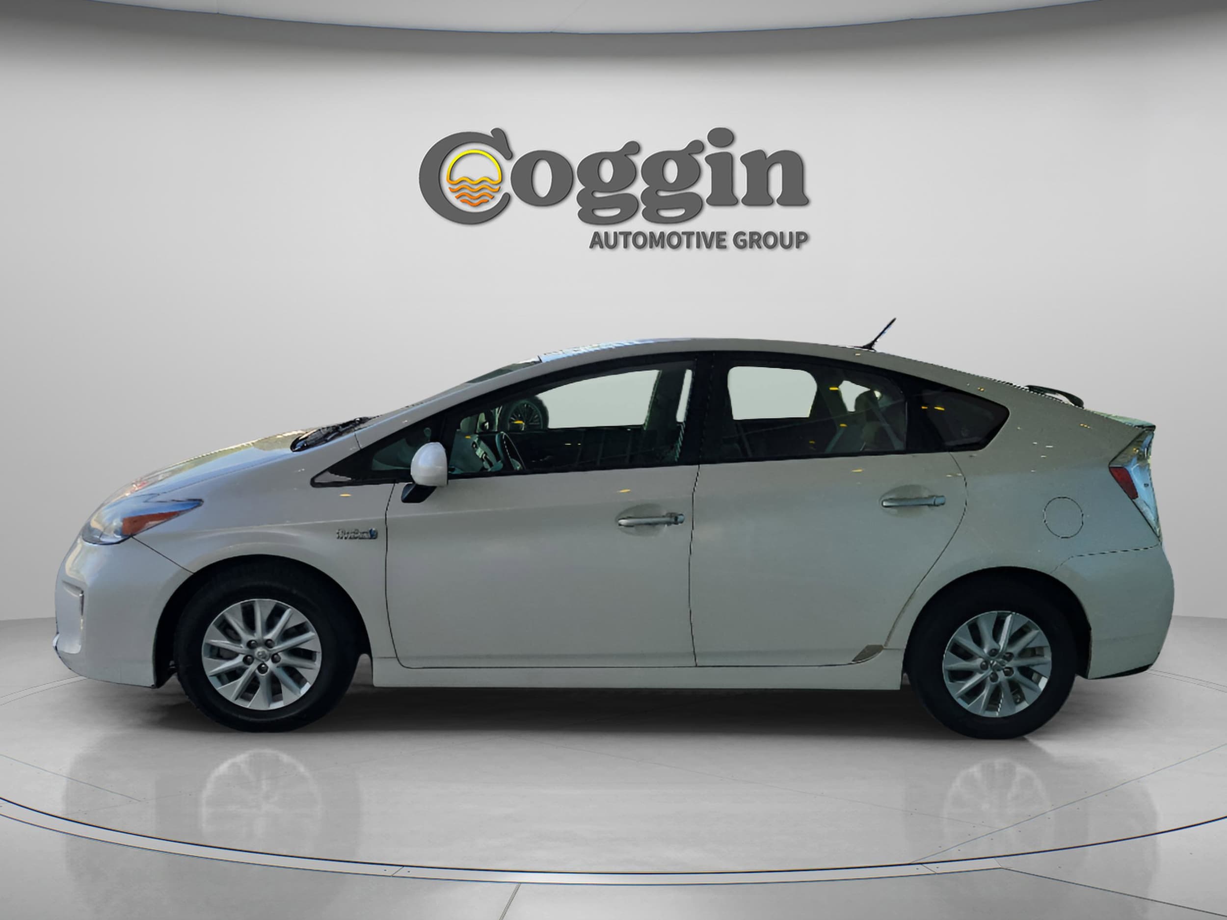 Used 2013 Toyota Prius Plug-In Base with VIN JTDKN3DP1D3043611 for sale in Jacksonville, FL