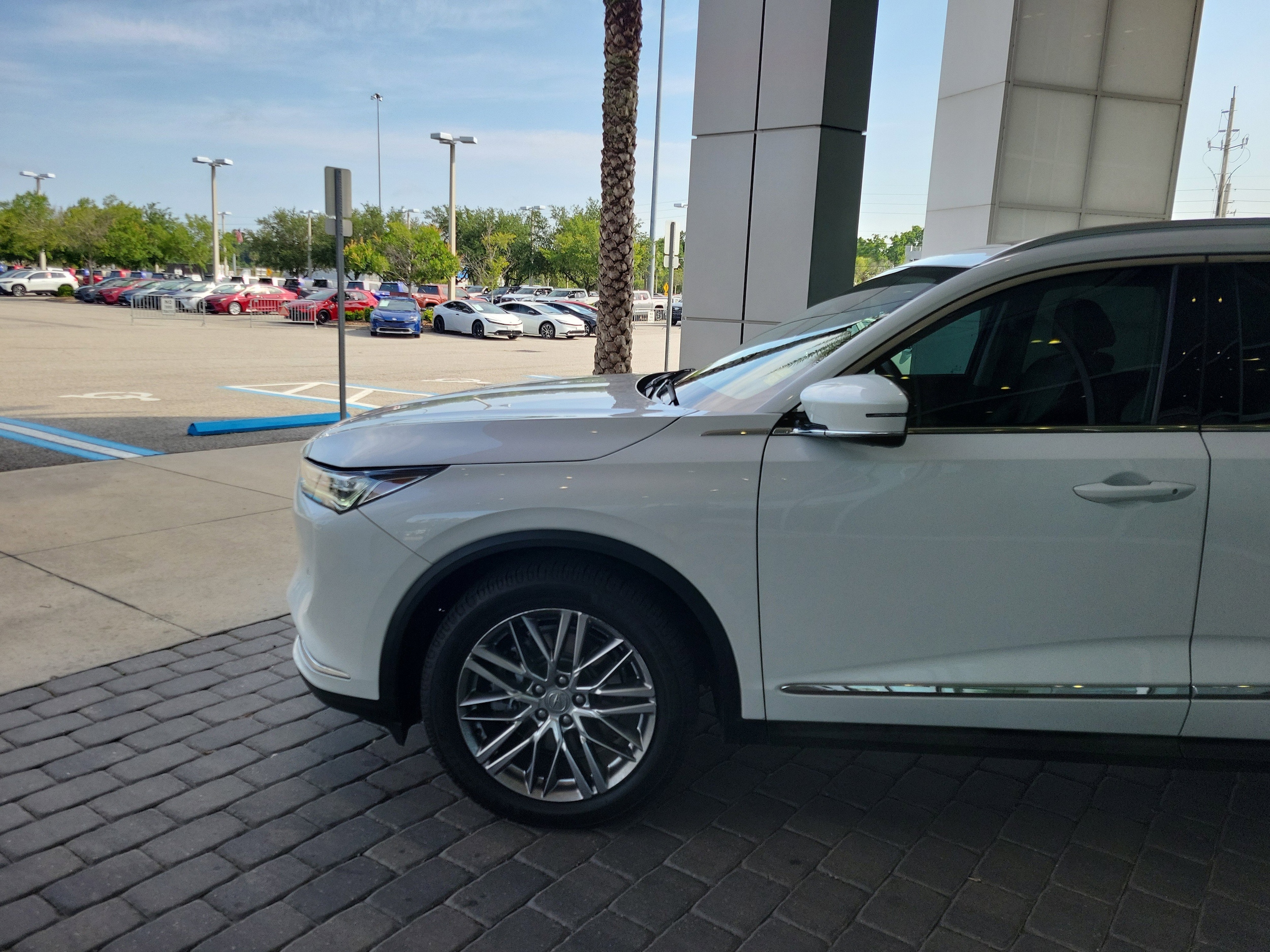 Used 2022 Acura MDX Advance Package with VIN 5J8YE1H85NL030543 for sale in Jacksonville, FL