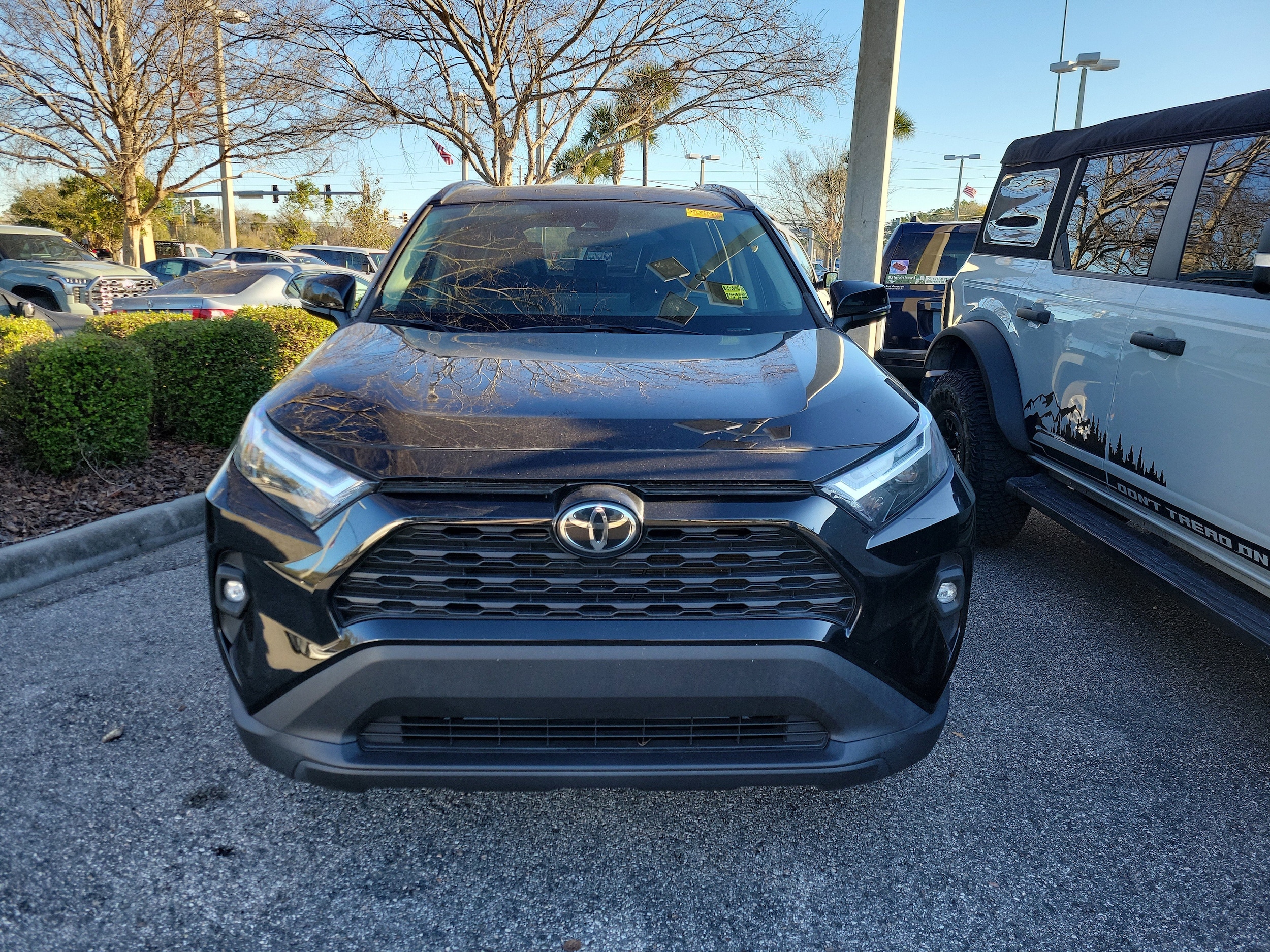 Used 2022 Toyota RAV4 XLE Premium with VIN 2T3C1RFV2NW226335 for sale in Kansas City