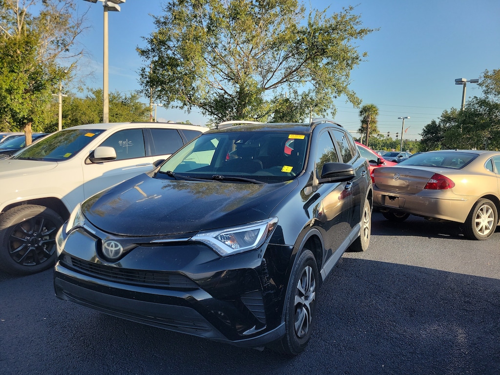 Used 2017 Toyota RAV4 LE SUV