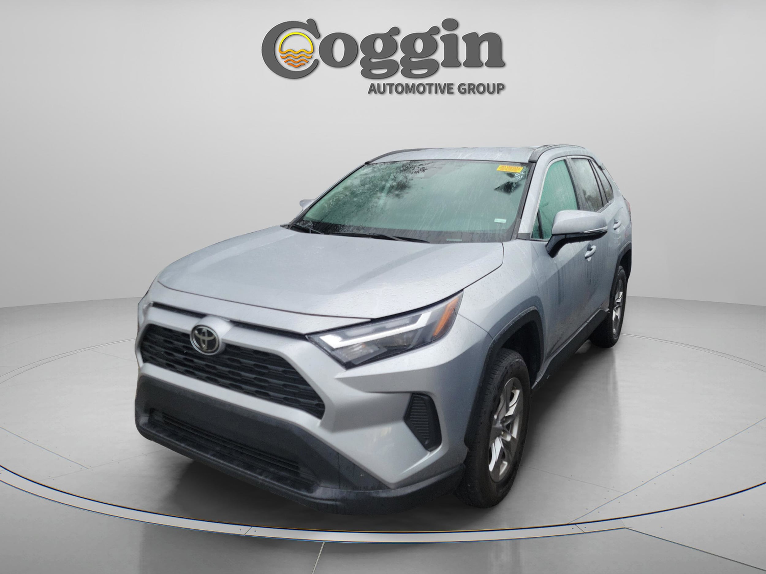 Used 2024 Toyota RAV4 XLE with VIN 2T3W1RFV3RW324230 for sale in Northfield, Minnesota