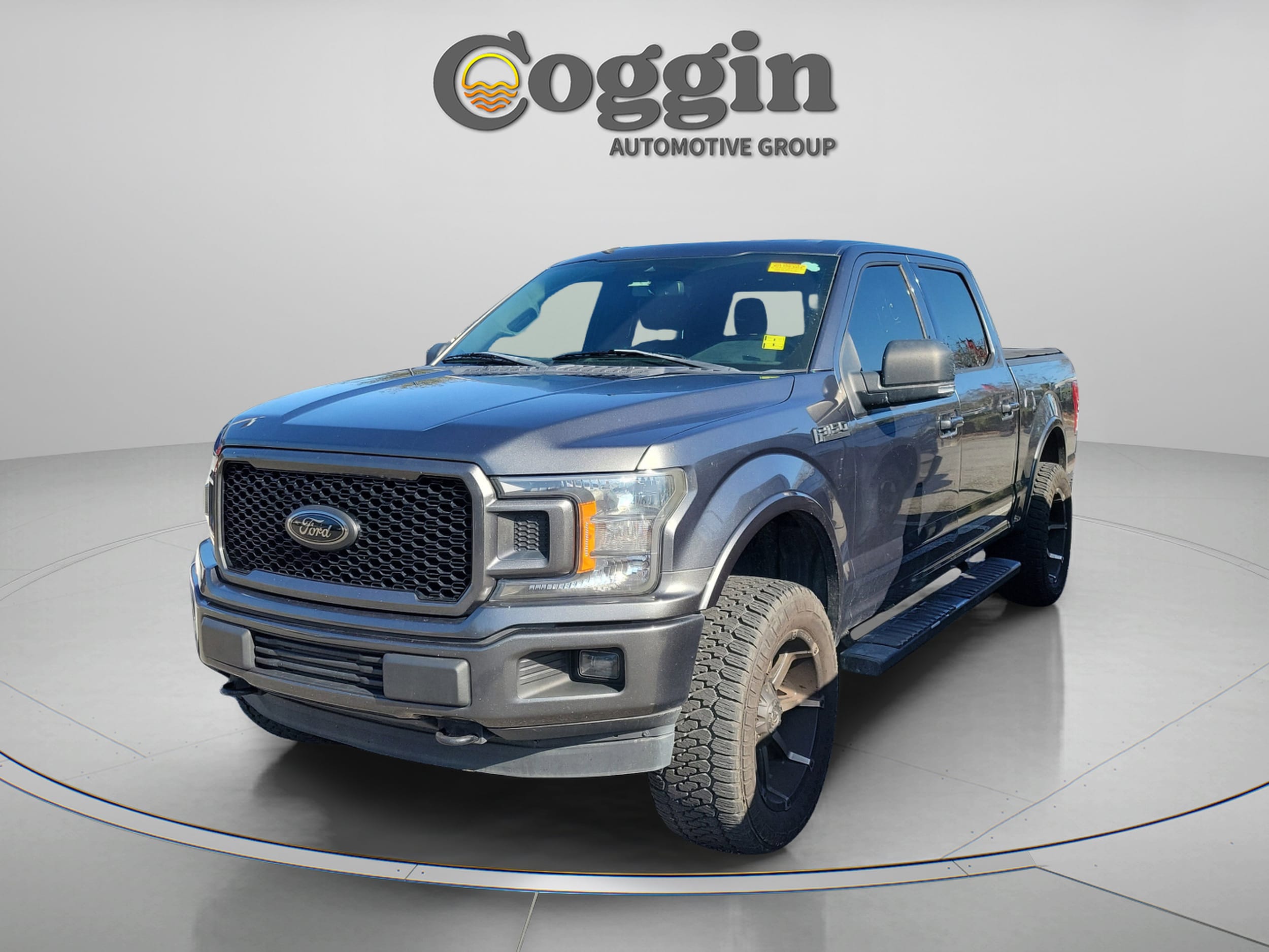 2020 Ford F-150 XLT's photo