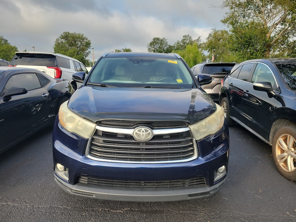 Used 2016 Toyota Highlander Limited V6 SUV