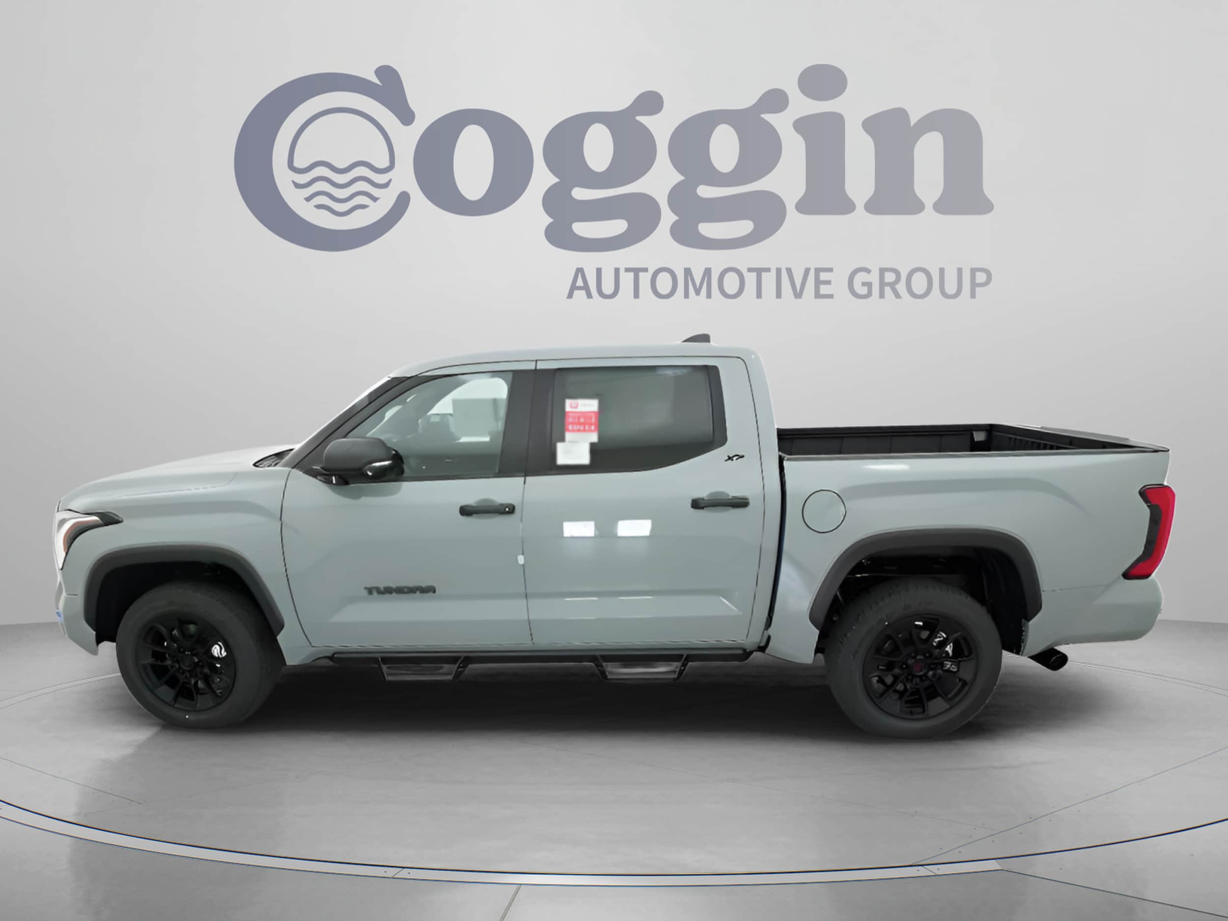 2026 Toyota Tundra SR5 - Photo 6