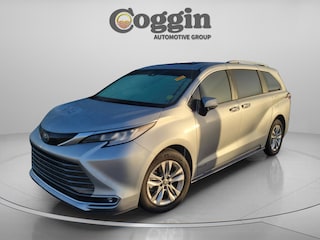 2021 Toyota Sienna Limited 7 Passenger Van