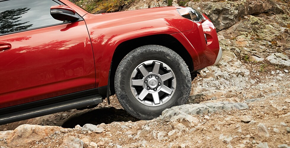 Explore the 2016 Toyota 4Runner in Jacksonville, Florida