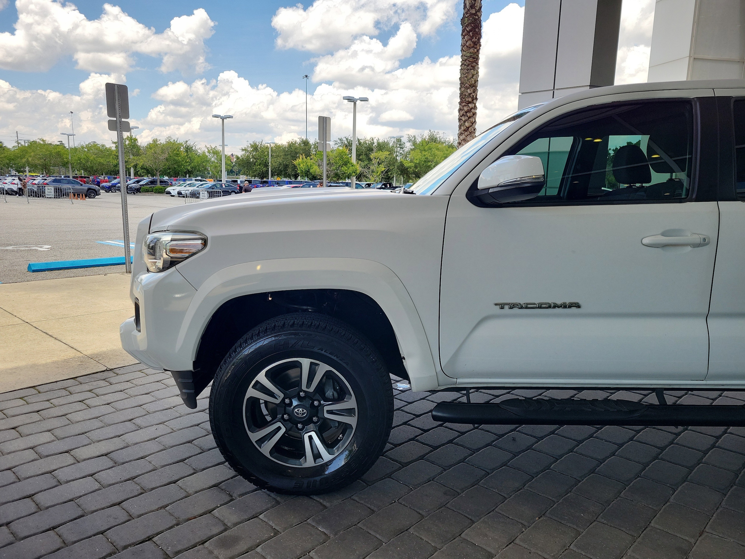 Used 2016 Toyota Tacoma TRD Sport with VIN 3TMBZ5DN3GM001362 for sale in Jacksonville, FL