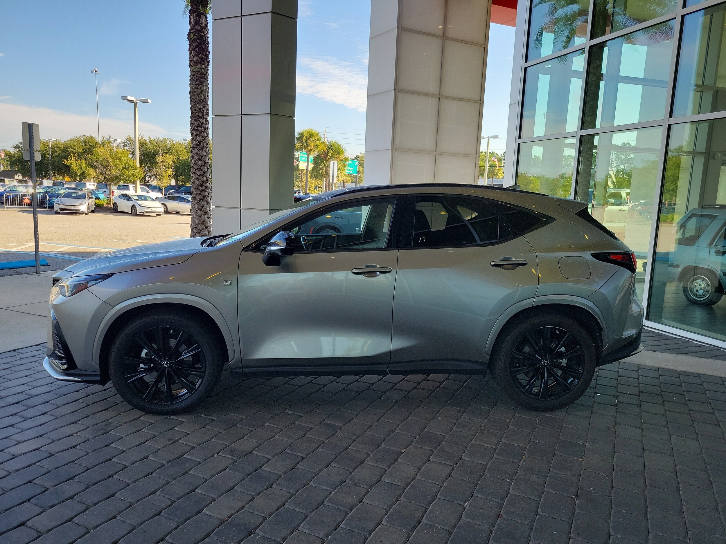 2022 Lexus NX 350 F SPORT Handling photo 3