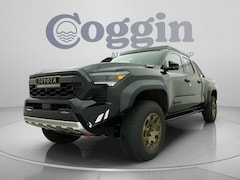 2026 Toyota Tacoma i-FORCE MAX Trailhunter Truck Double Cab