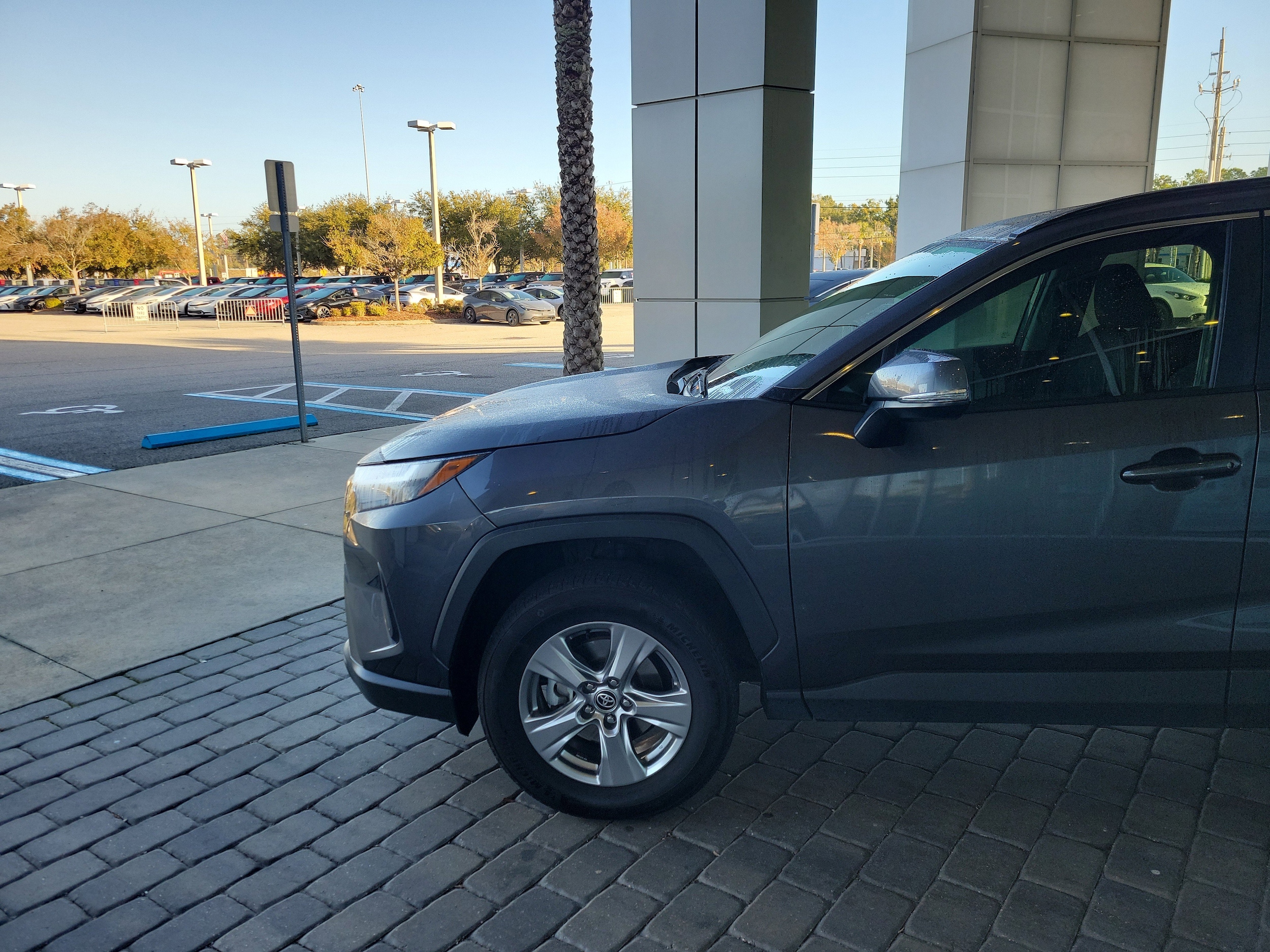 Used 2024 Toyota RAV4 XLE with VIN 2T3W1RFVXRW324600 for sale in Northfield, Minnesota