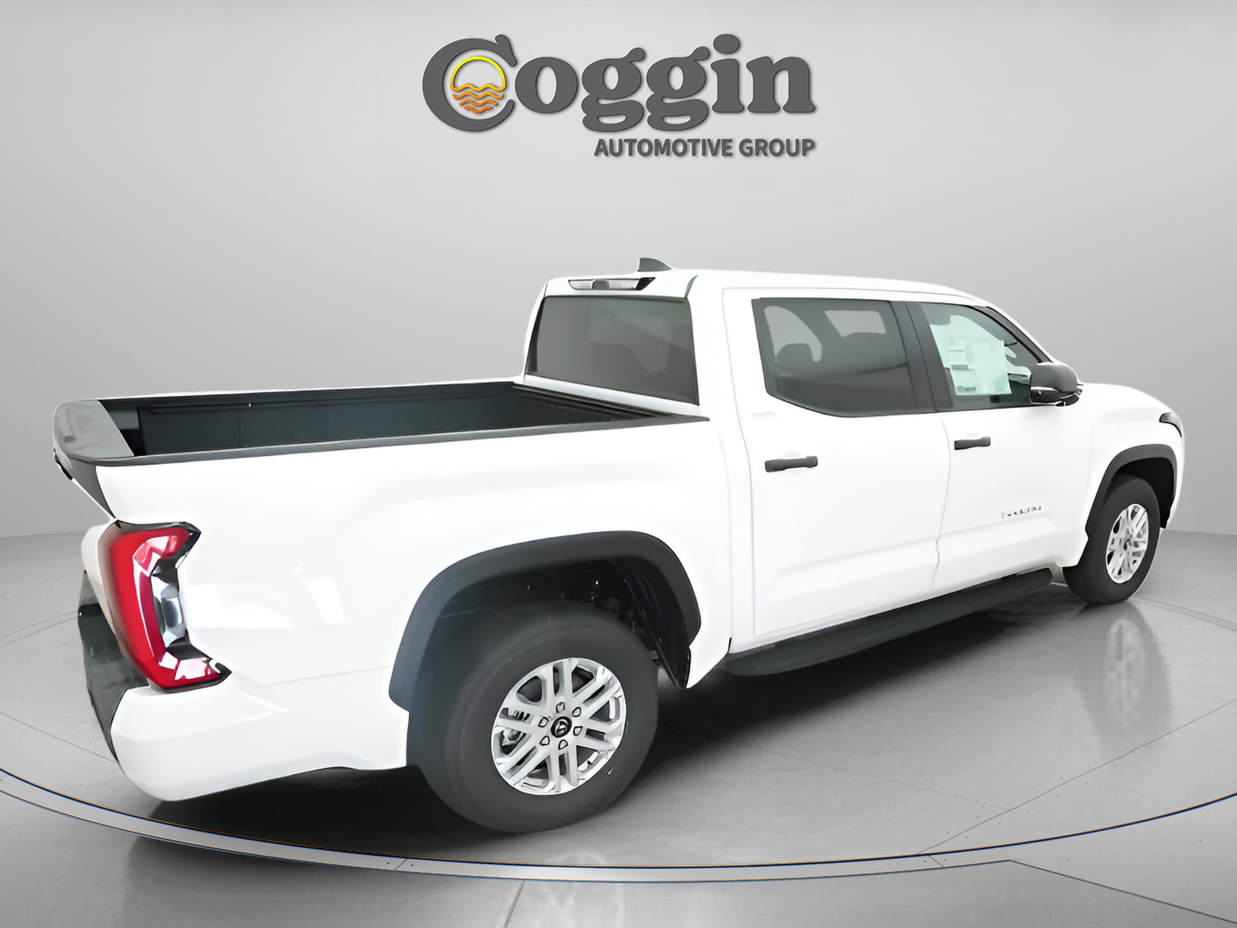 2026 Toyota Tundra SR5 - Photo 20