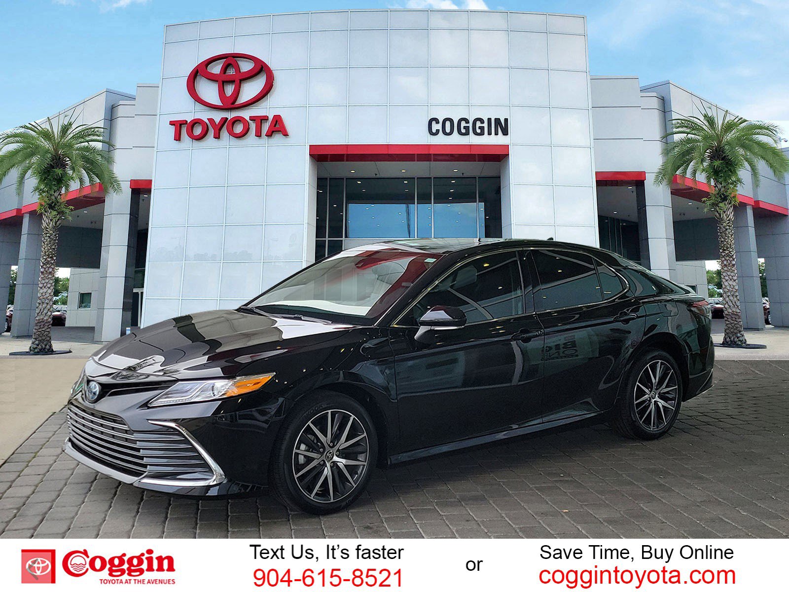 2022 Toyota Camry XLE's photo