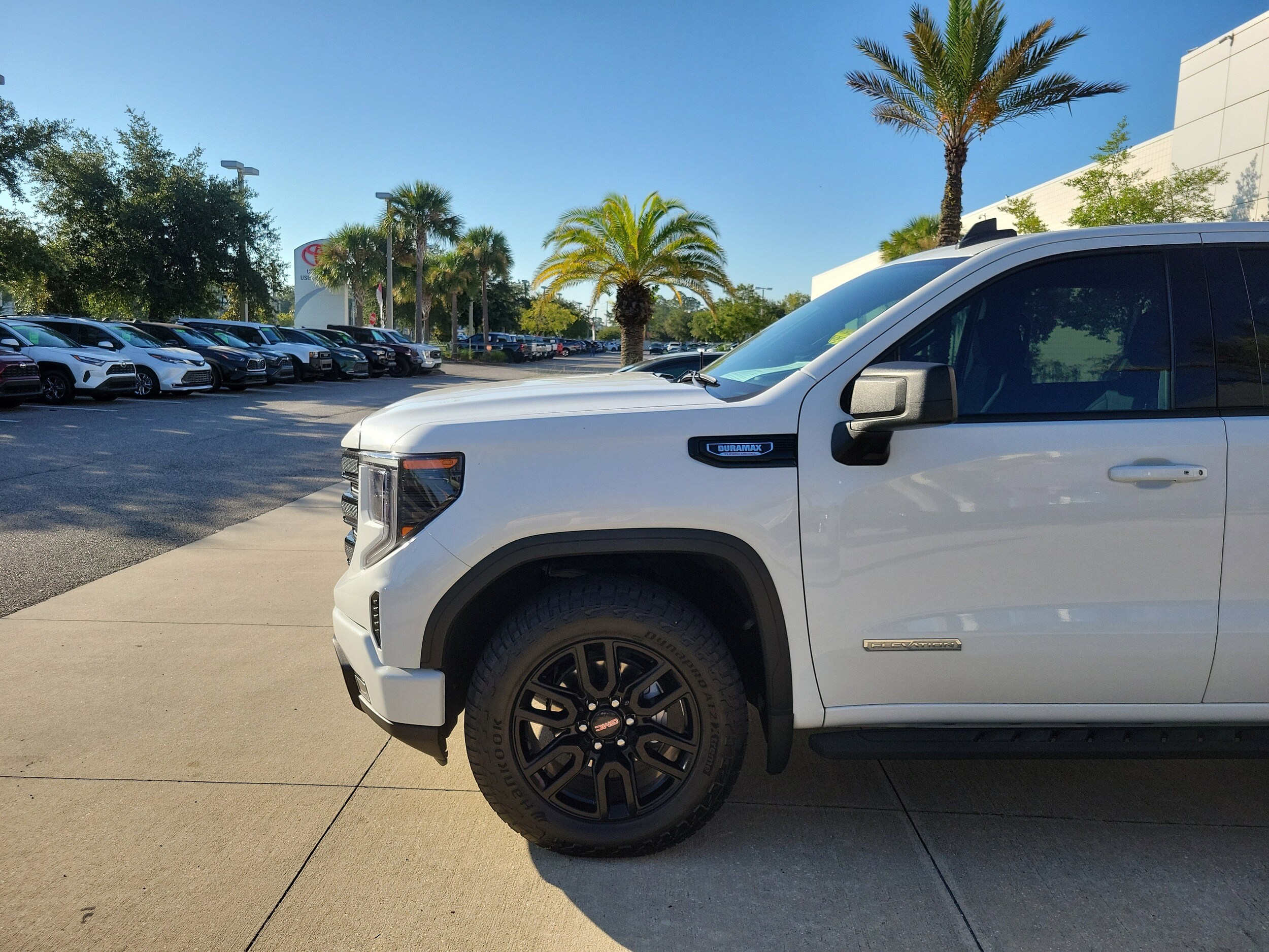 2023 Gmc Sierra 1500 Elevation photo 2