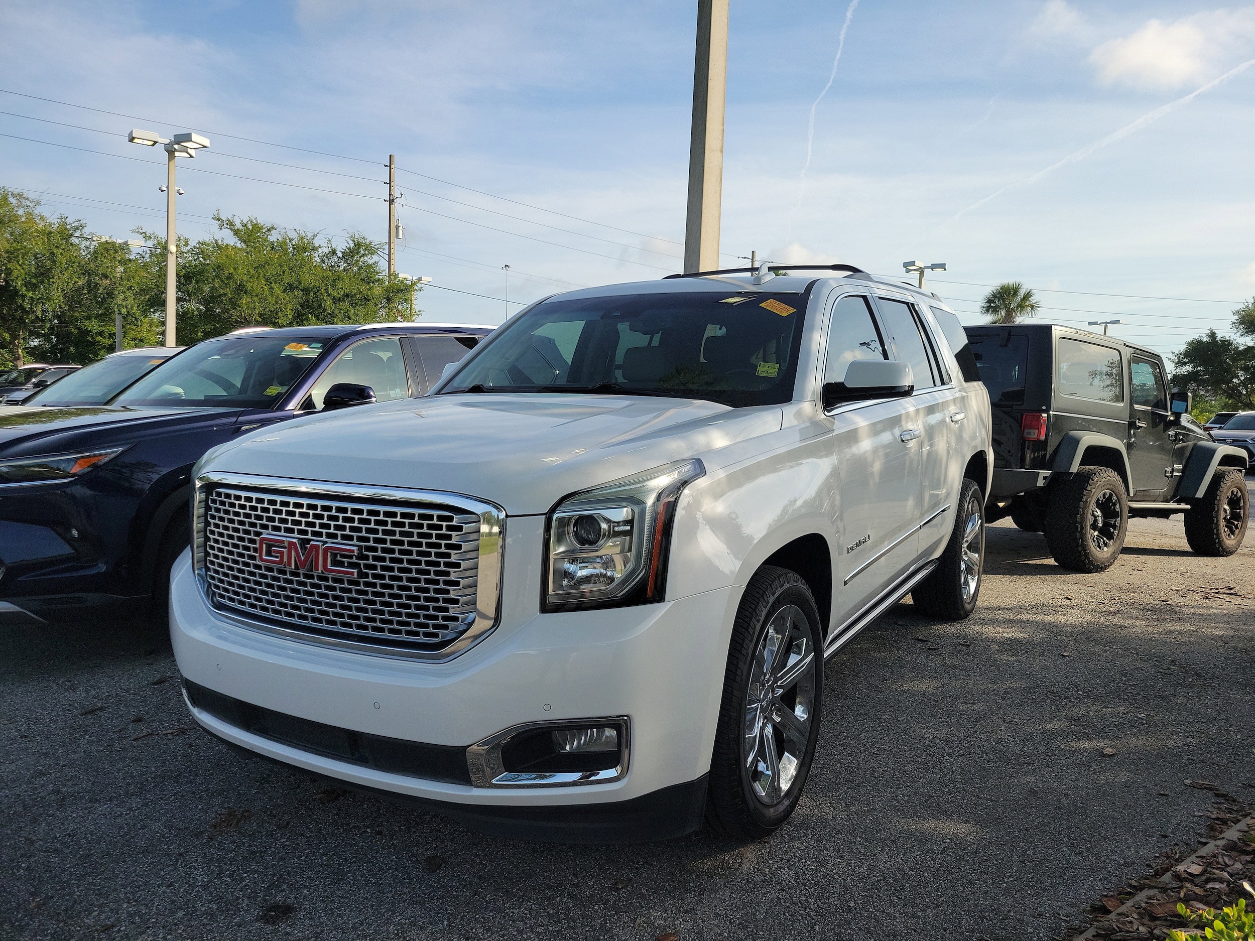 2017 GMC Yukon 4WD Denali's photo