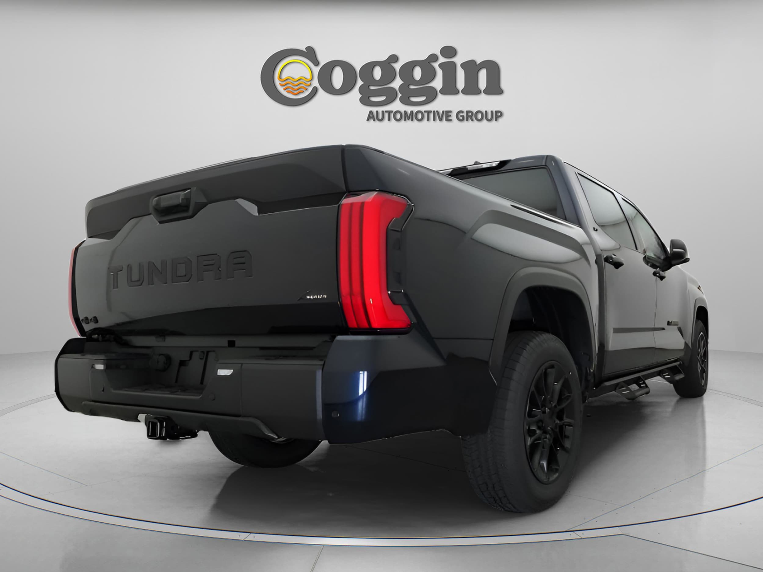 2026 Toyota Tundra SR5 - Photo 17