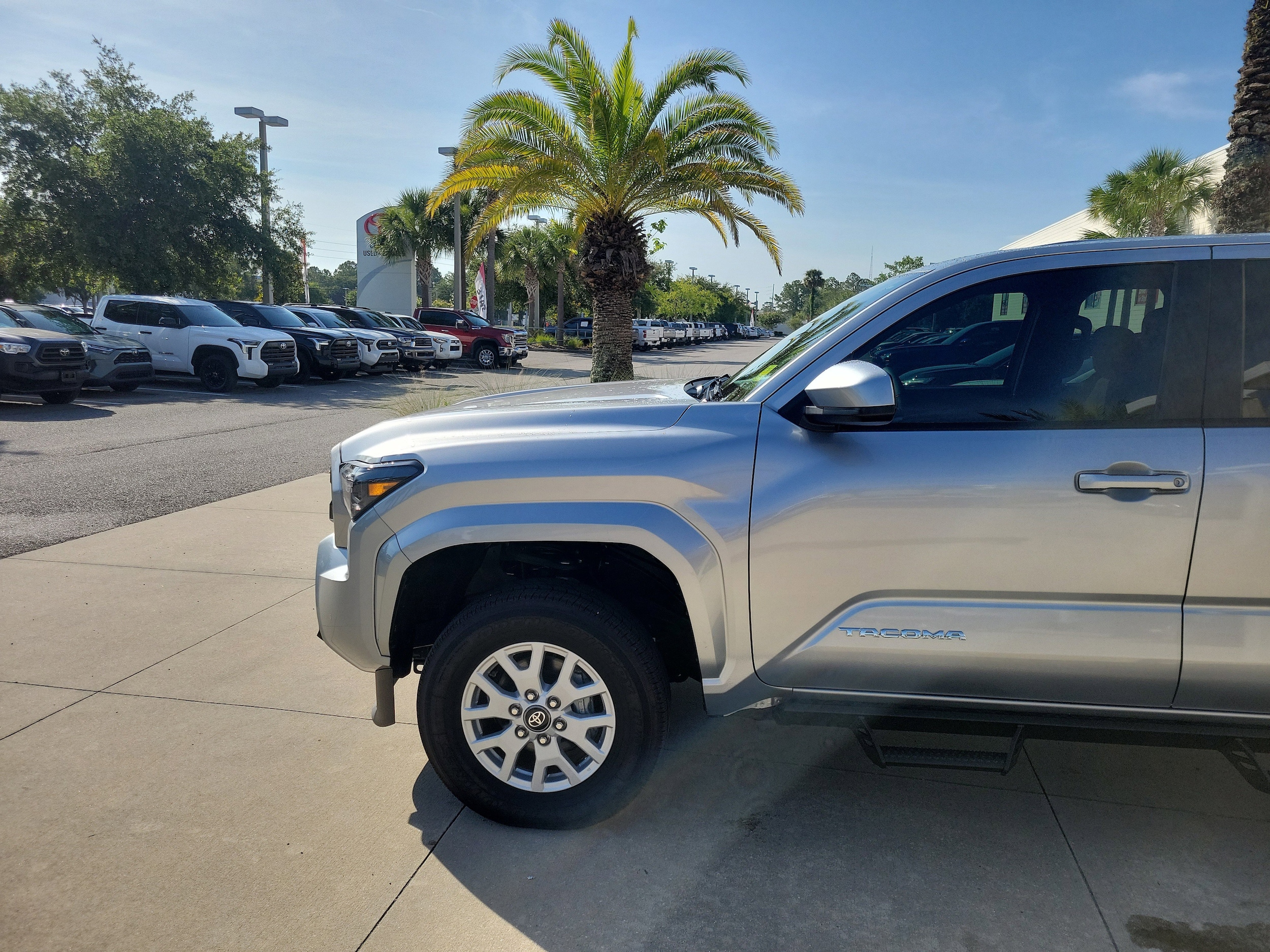 Used 2024 Toyota Tacoma SR5 with VIN 3TYLB5JN2RT023096 for sale in Jacksonville, FL