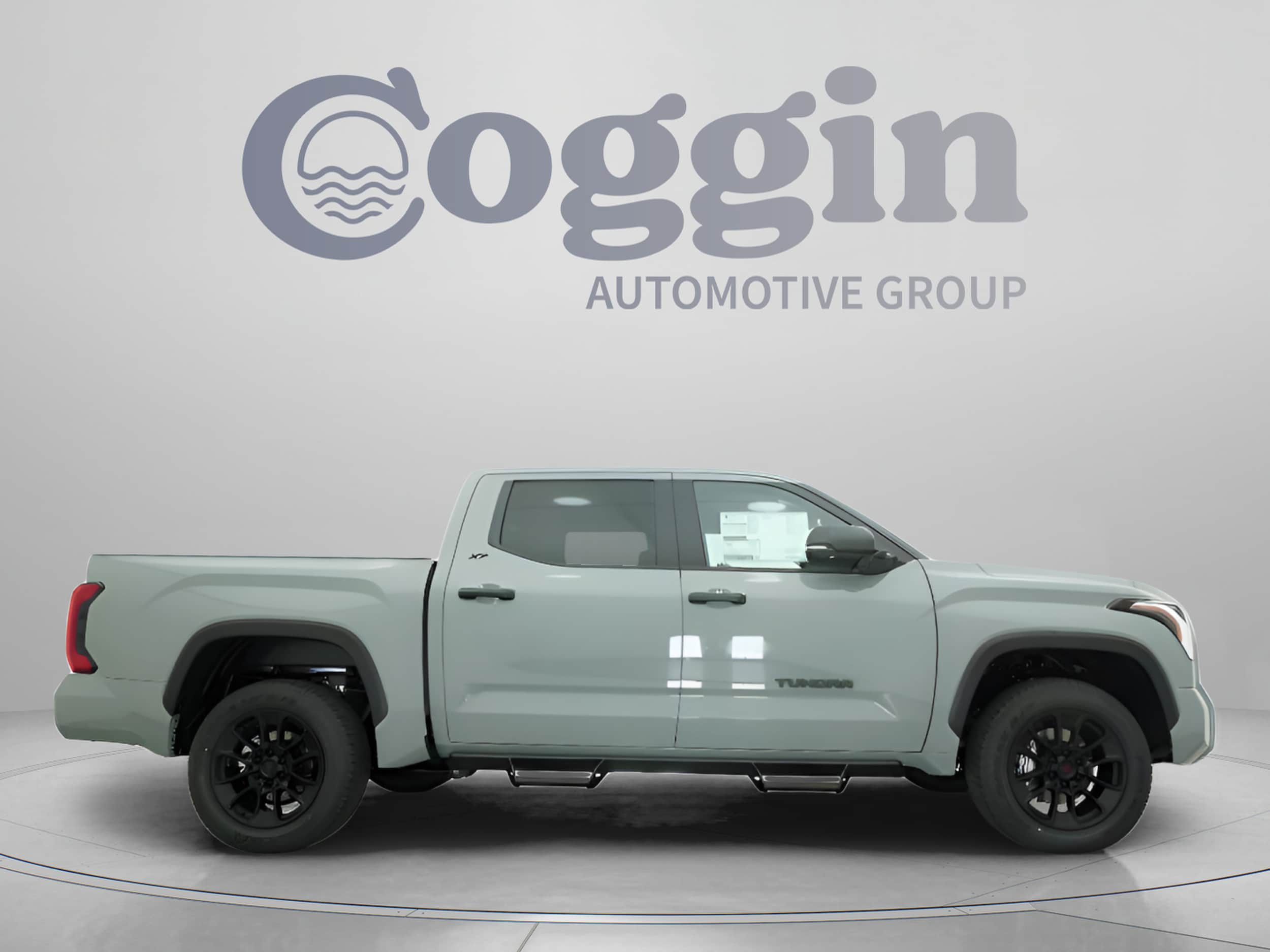 2026 Toyota Tundra SR5 - Photo 21